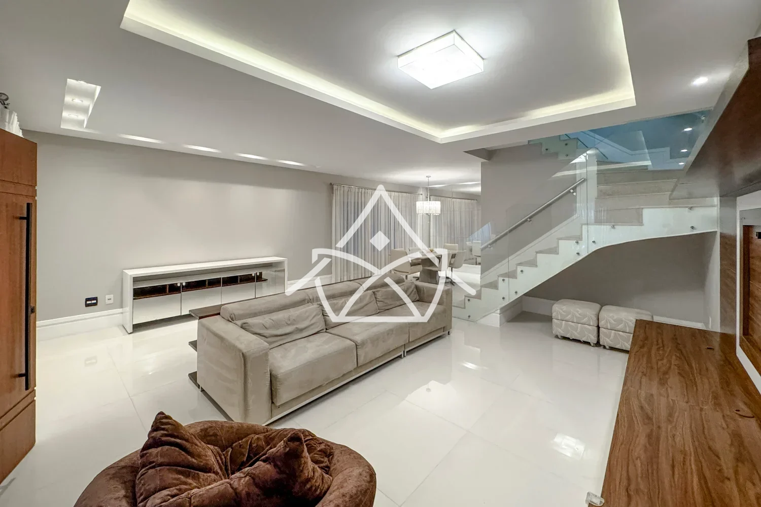 Casa Triplex à Venda Porteira Fechada na Barra da Tijuca