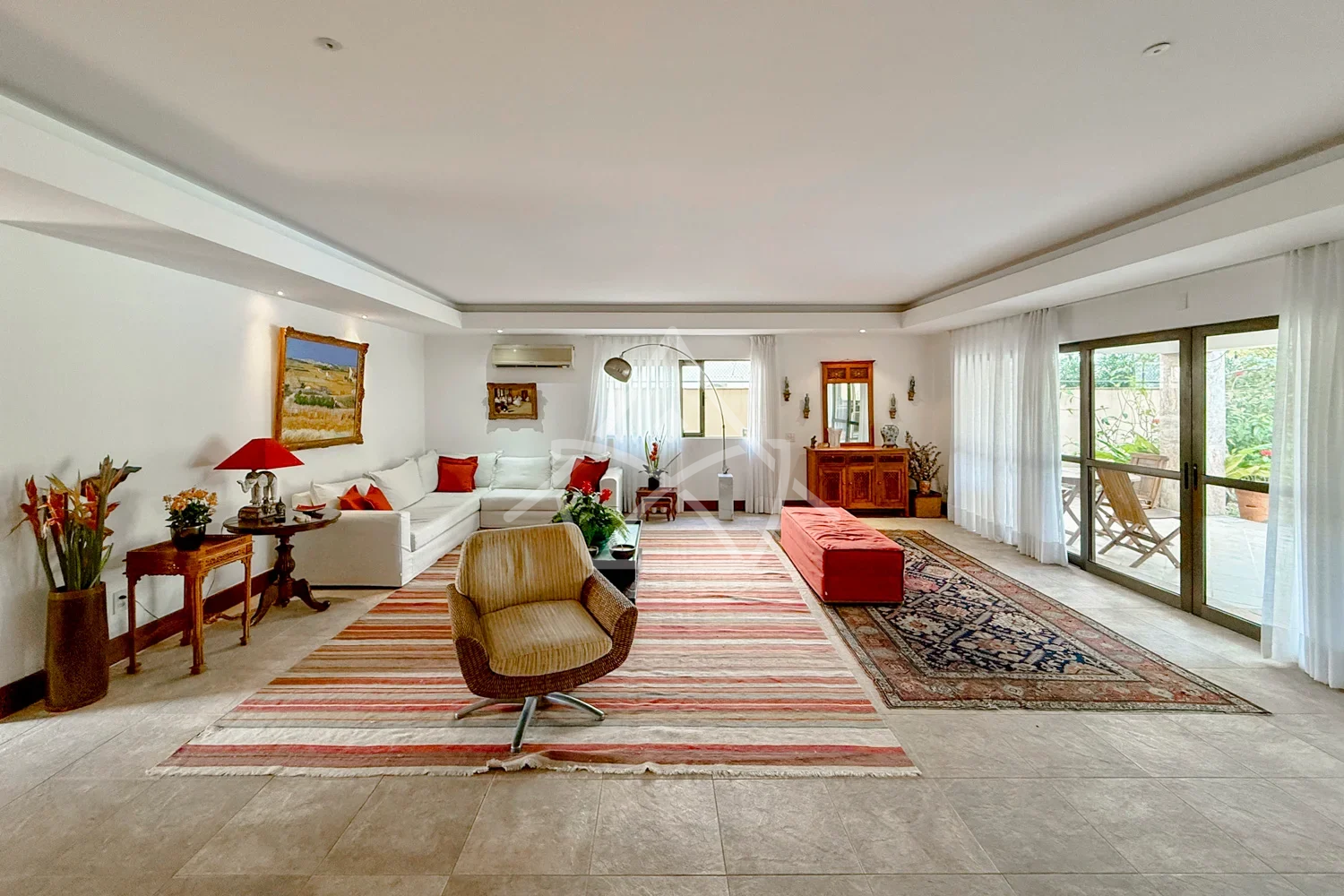Casa Triplex Tradicional à Venda na Barra da Tijuca