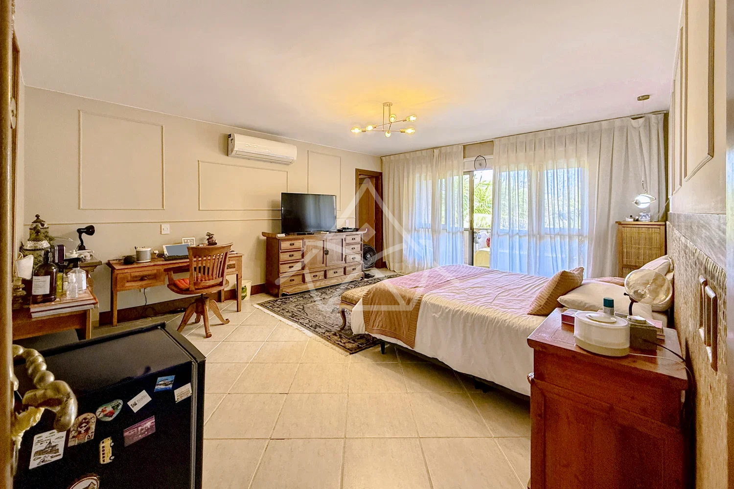 Casa Triplex Tradicional à Venda na Barra da Tijuca