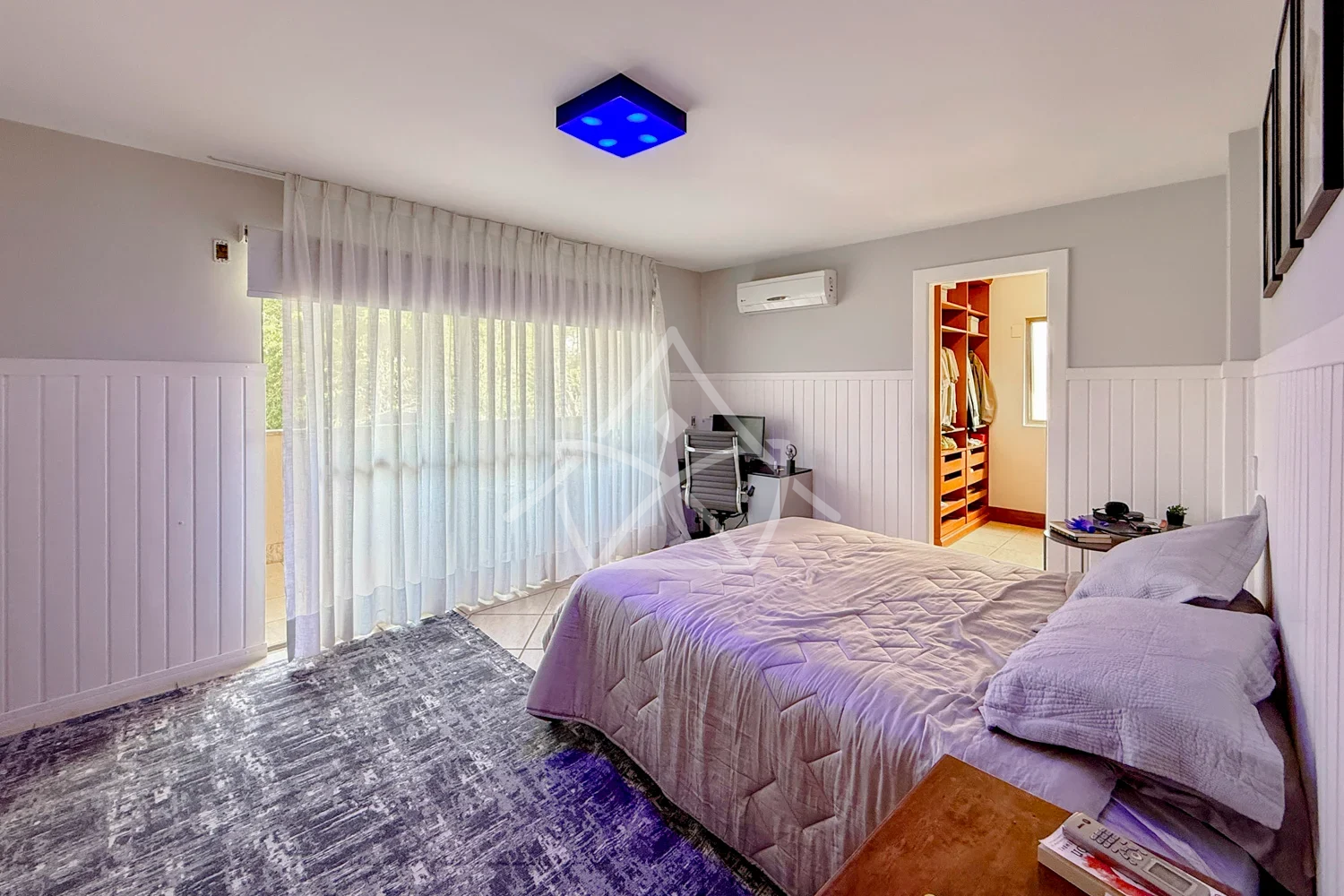 Casa Triplex Tradicional à Venda na Barra da Tijuca