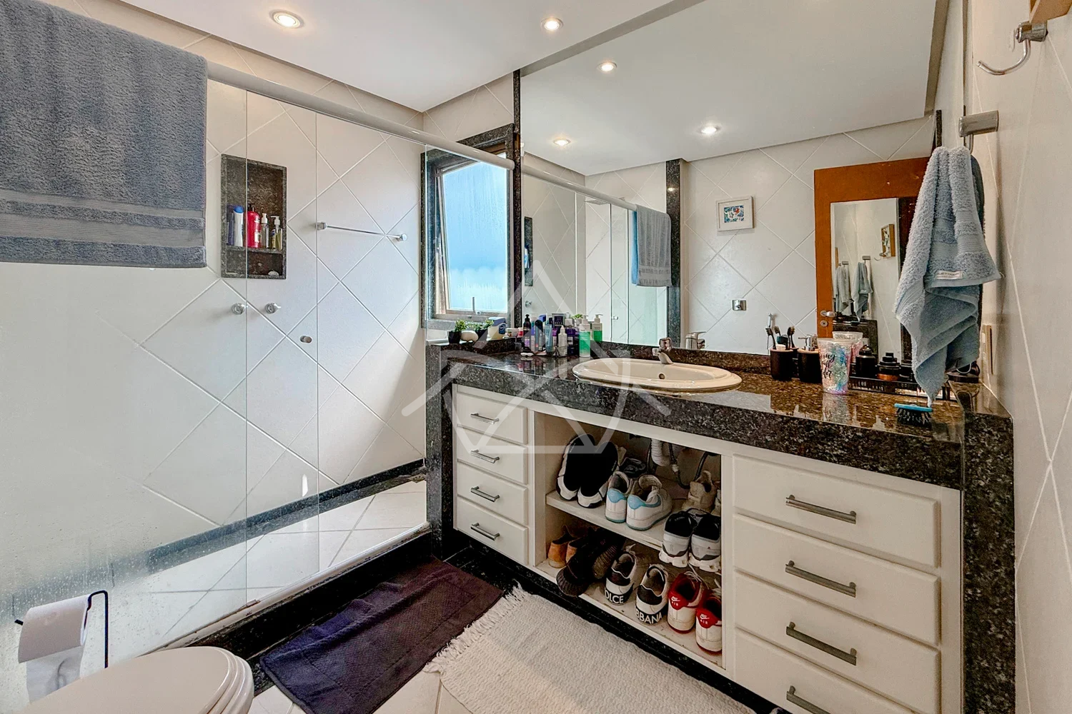 Casa Triplex Tradicional à Venda na Barra da Tijuca