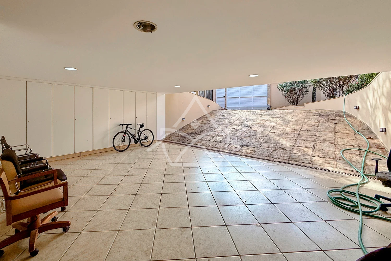 Casa Triplex Tradicional à Venda na Barra da Tijuca