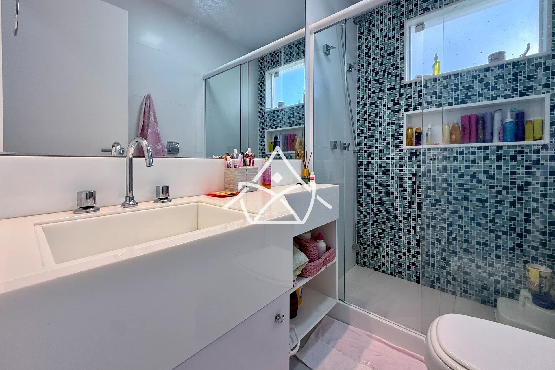 Casa Triplex à Venda no Riviera Del Sol no Recreio dos Bandeirantes.