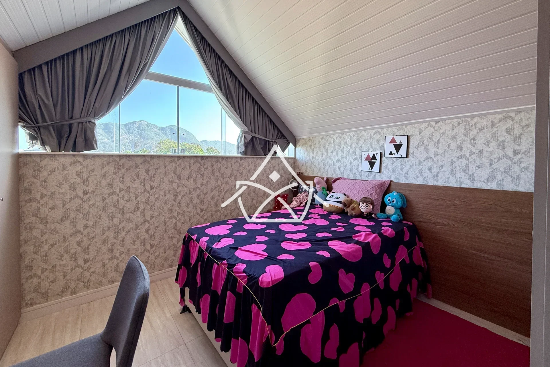Casa Triplex à Venda no Riviera Del Sol no Recreio dos Bandeirantes.