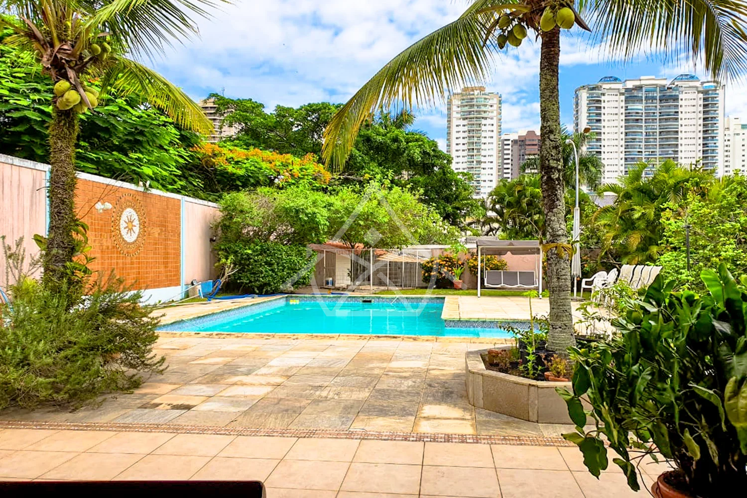 Casa com Edícula e Quintal Amplo na Barra da Tijuca