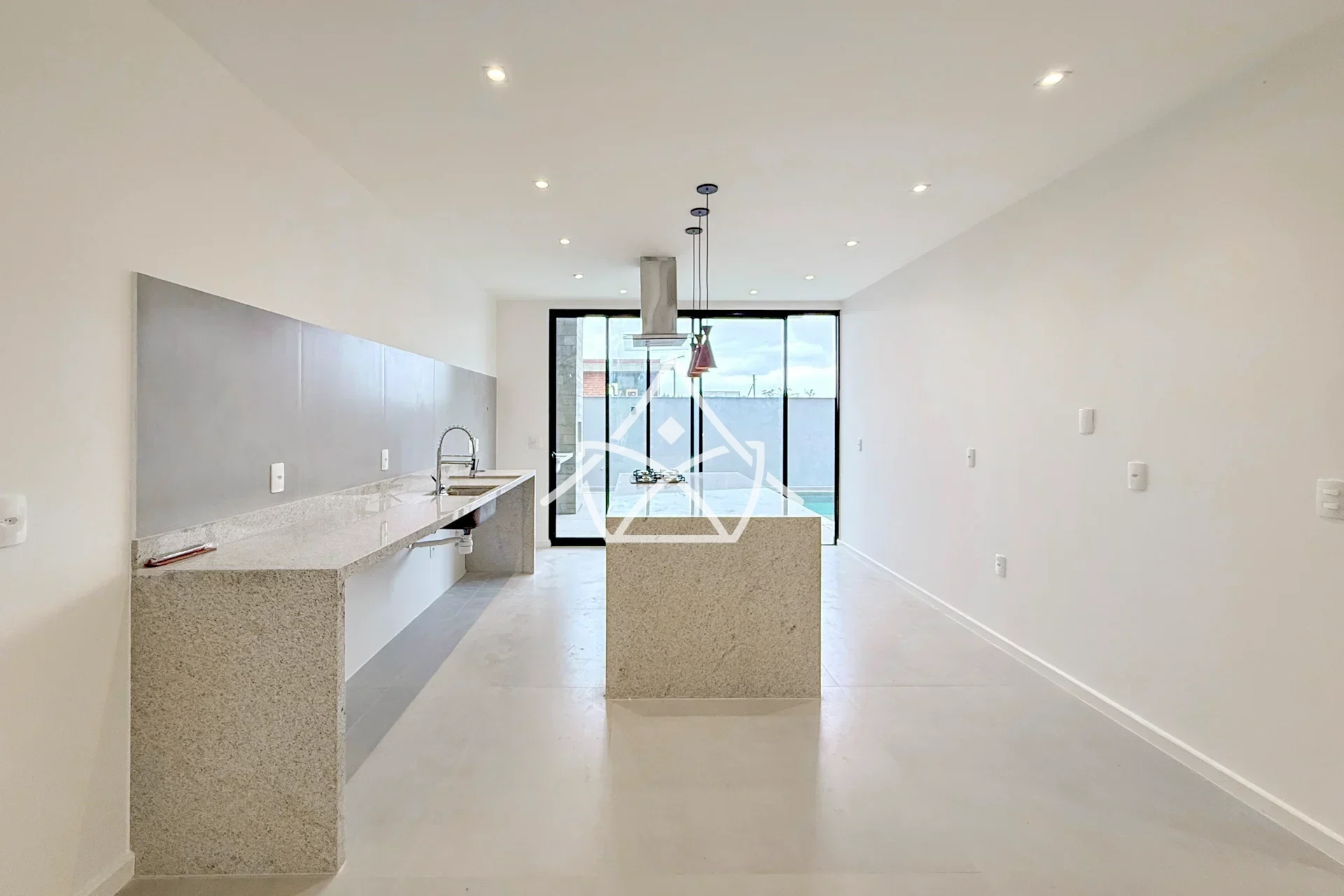 Casa com Amplo Salão no Terceiro Andar no Villa Blanca I
