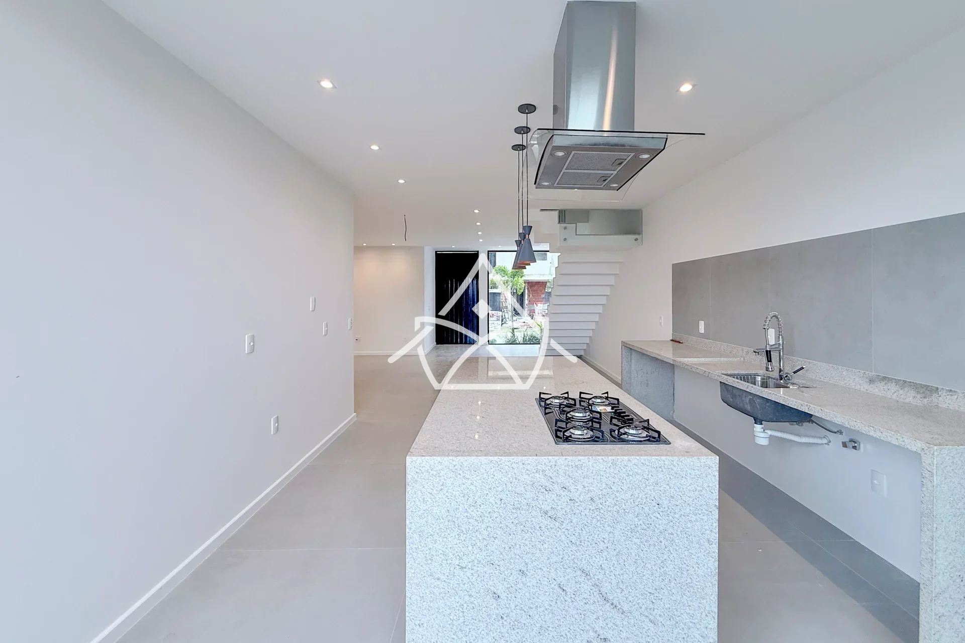 Casa com Amplo Salão no Terceiro Andar no Villa Blanca I