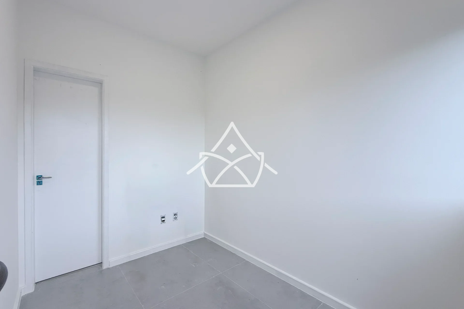 Casa com Amplo Salão no Terceiro Andar no Villa Blanca I
