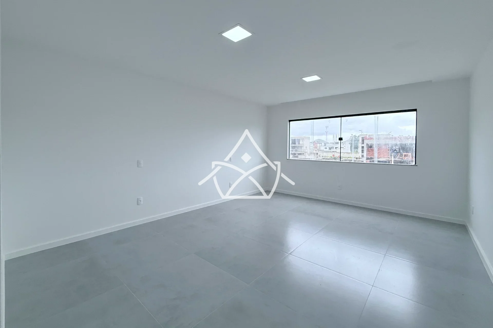 Casa com Amplo Salão no Terceiro Andar no Villa Blanca I