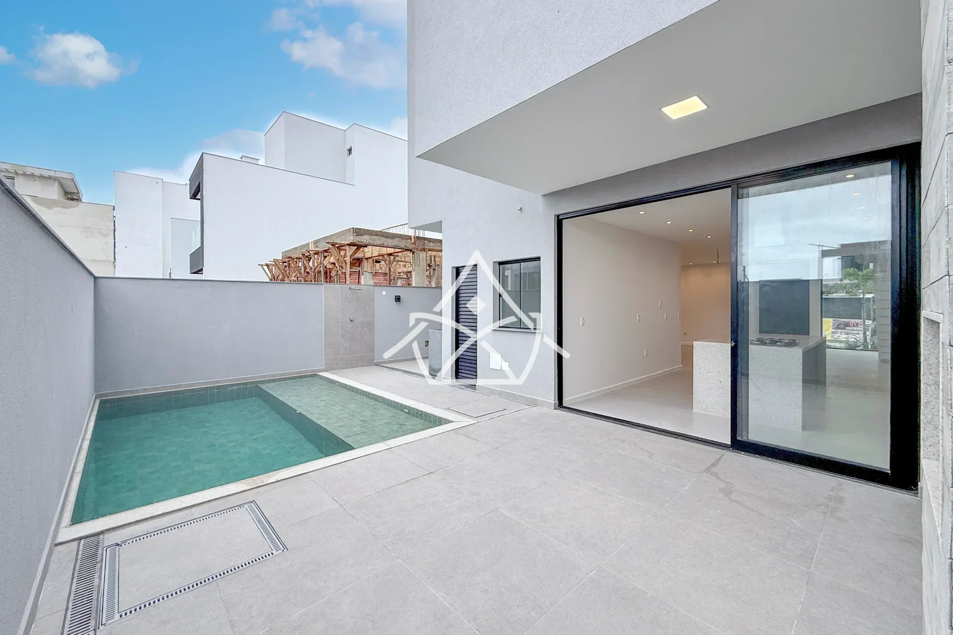 Casa com Amplo Salão no Terceiro Andar no Villa Blanca I