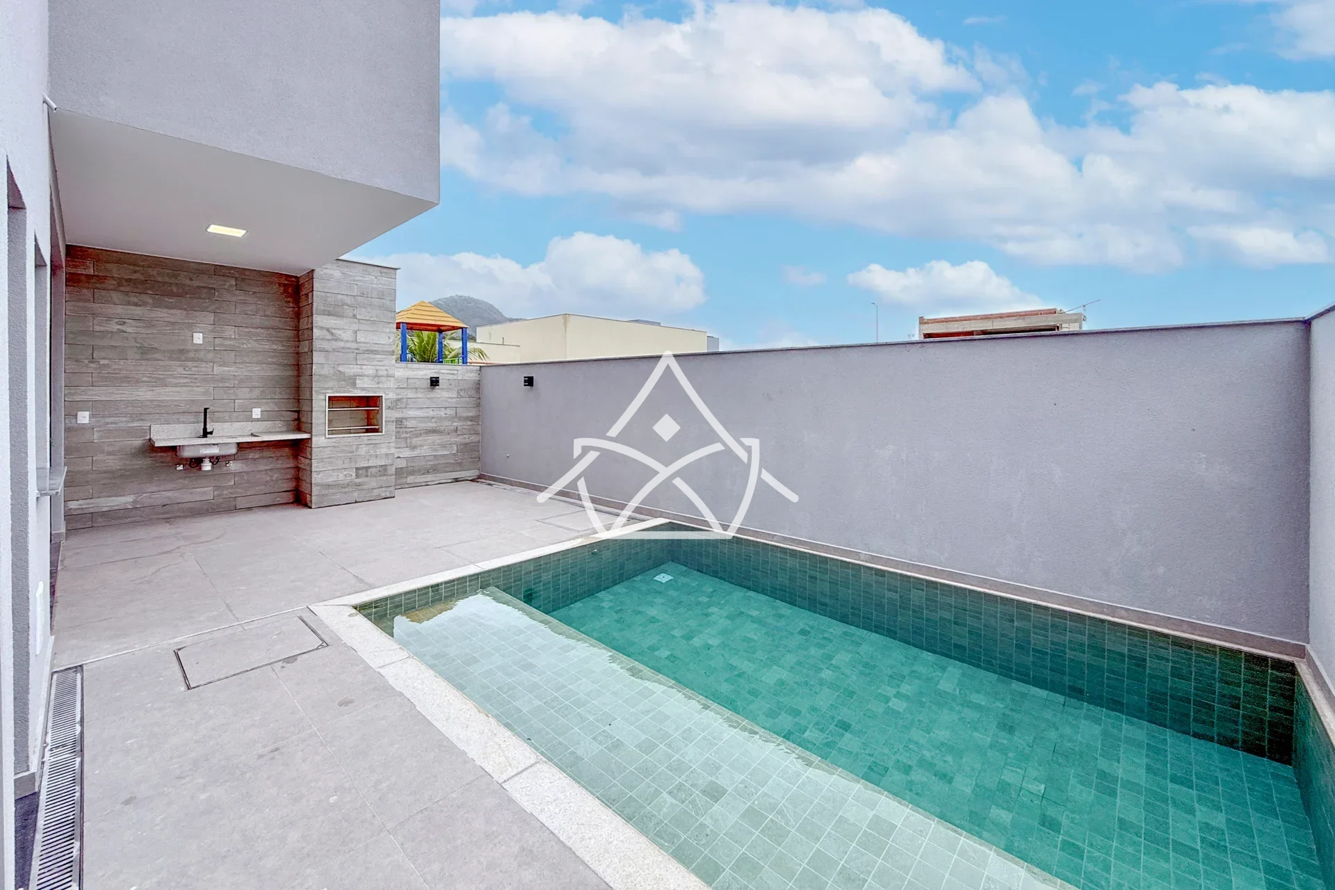 Casa com Amplo Salão no Terceiro Andar no Villa Blanca I