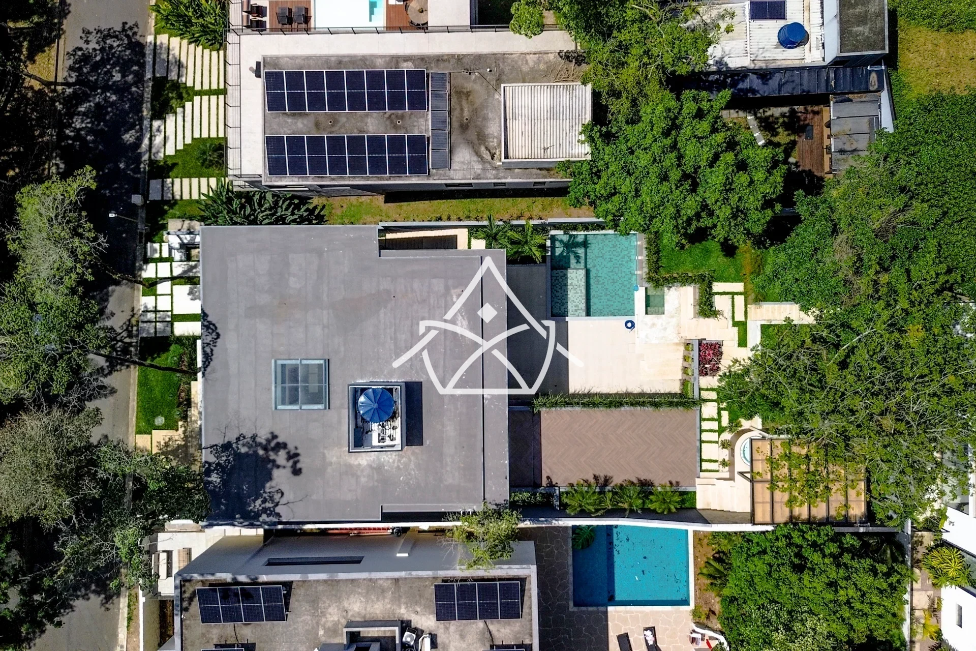 Casa Duplex em Itanhangá á Venda