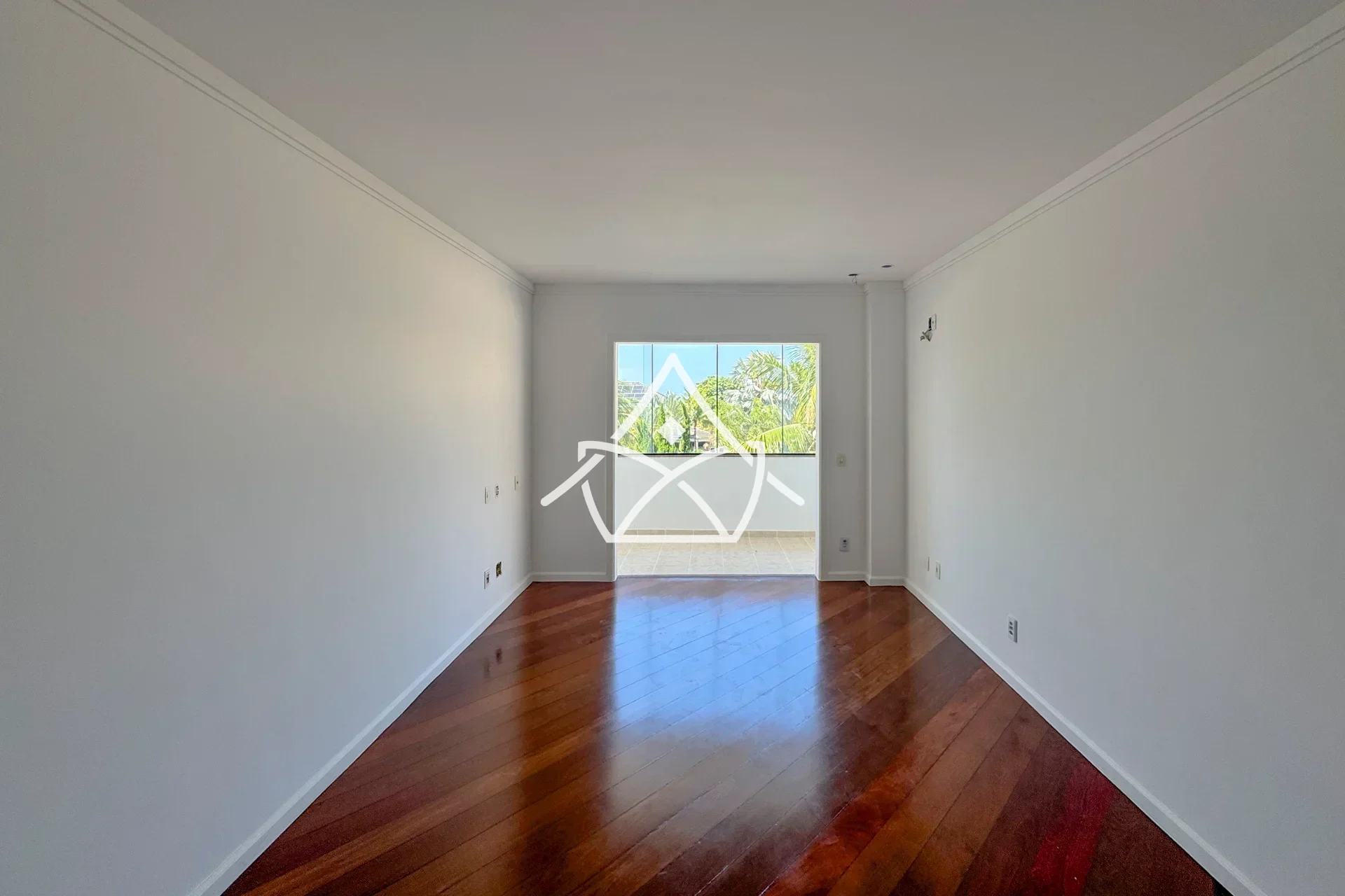 Casa à Venda com 4 Suítes na Barra da Tijuca