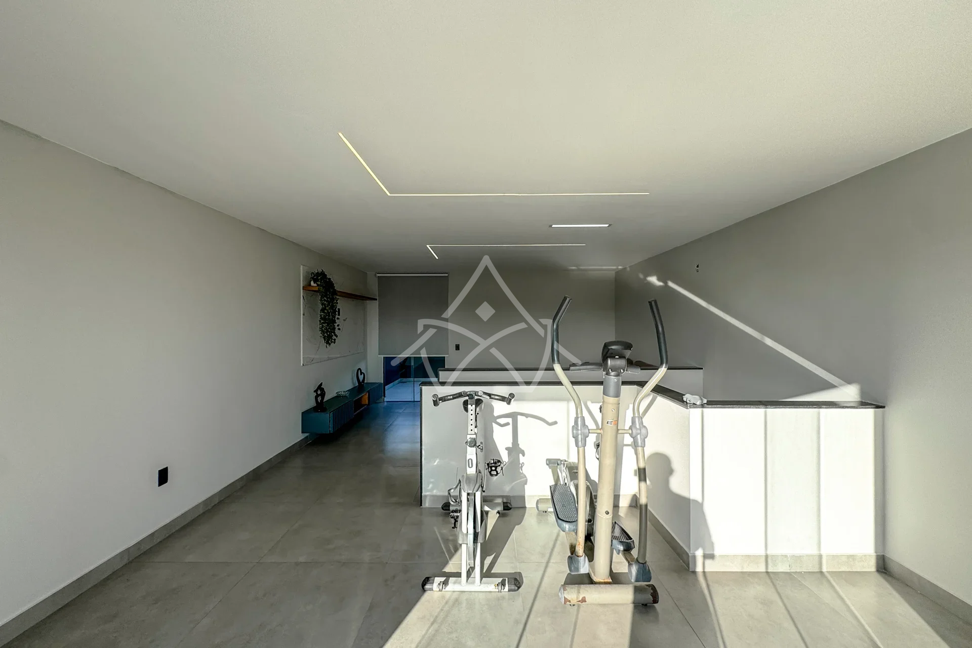 Casa com 21 Placas Solares Fotovoltaicas no Recreio dos Bandeirantes