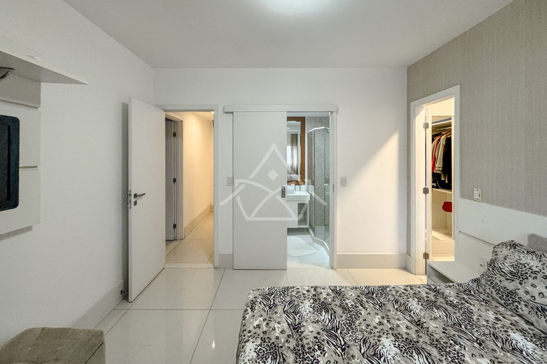 Casa à Venda com 3 Andares na Barra da Tijuca