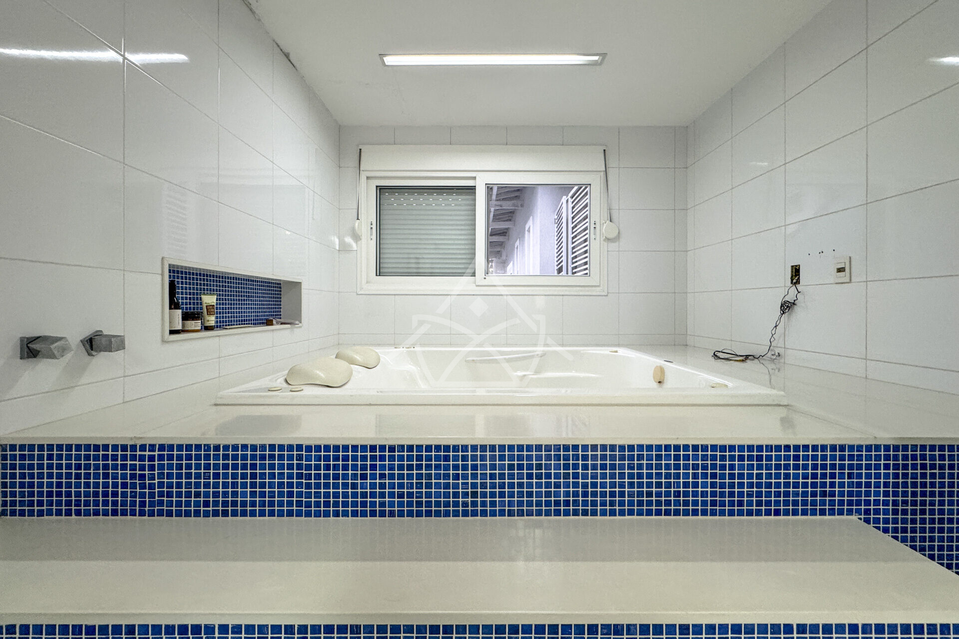 Casa à Venda com 3 Andares na Barra da Tijuca