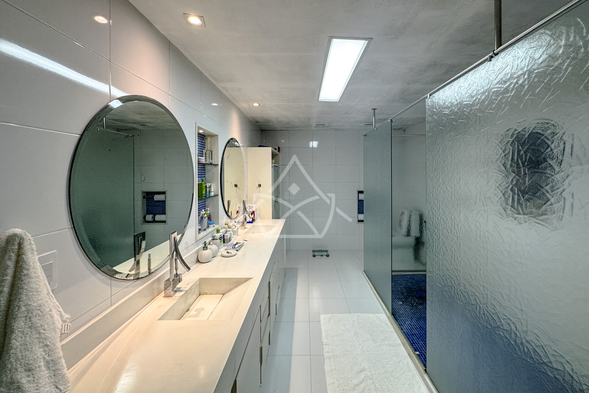 Casa à Venda com 3 Andares na Barra da Tijuca