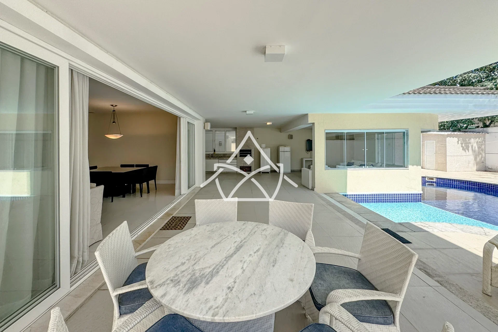 Casa com Placas Solares na Barra da Tijuca
