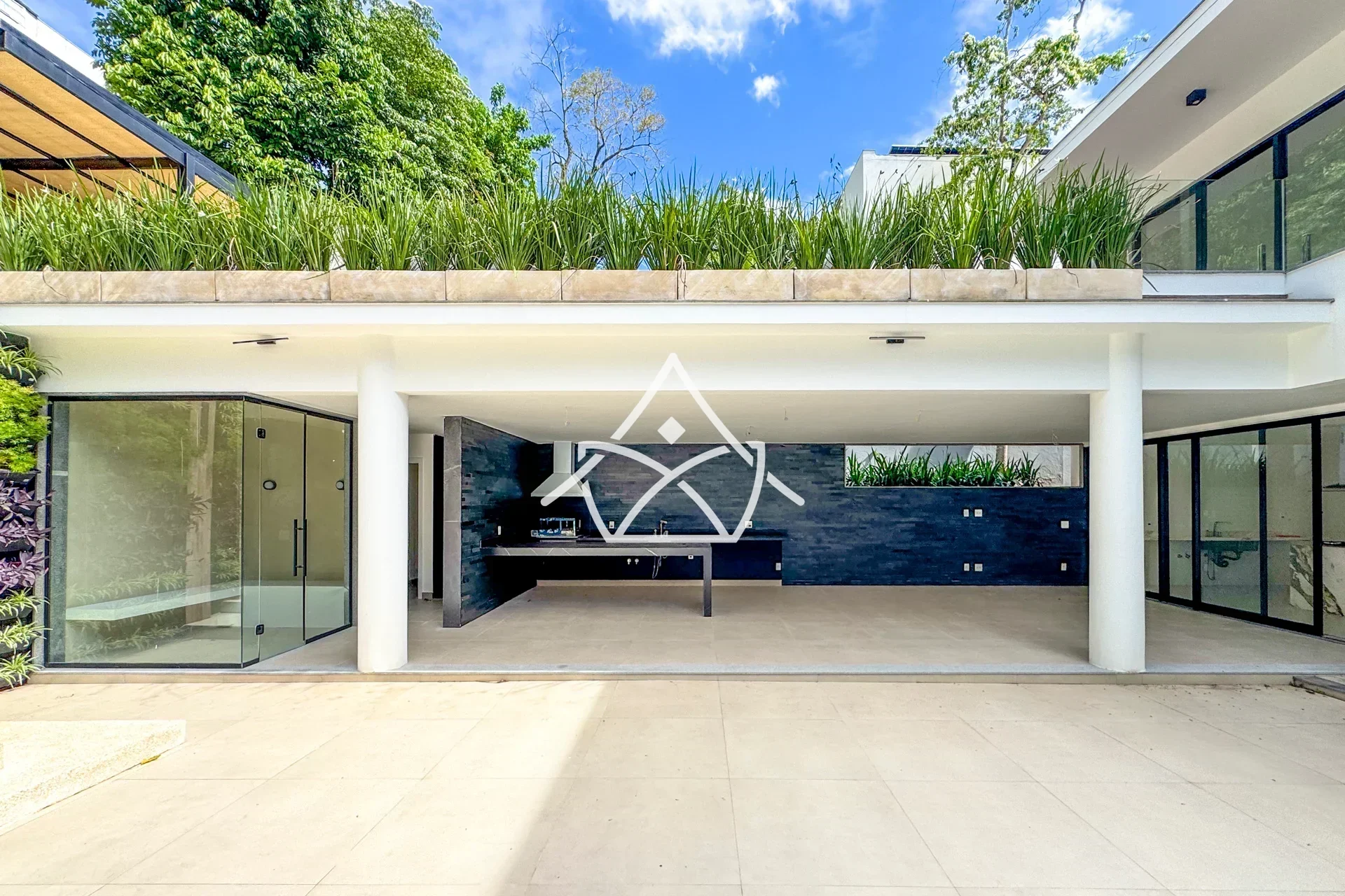 Casa Duplex em Itanhangá á Venda