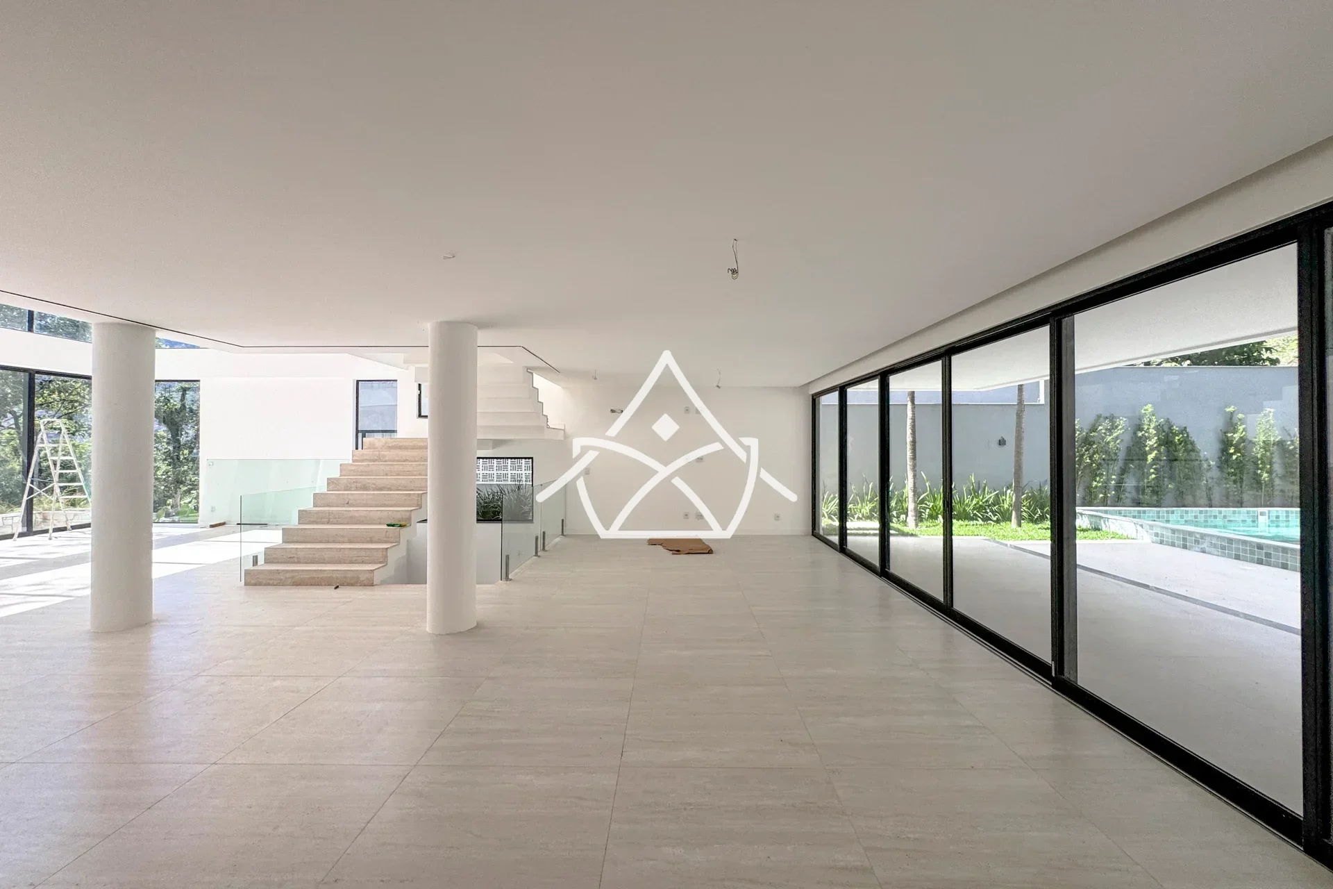Casa Duplex em Itanhangá á Venda