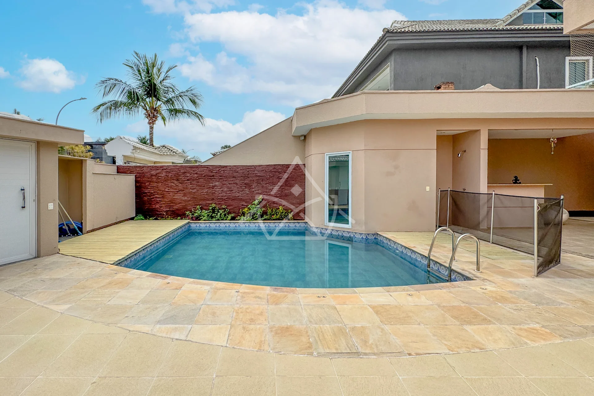 Casa Triplex com Sauna e Piscina no Recreio dos Bandeirantes