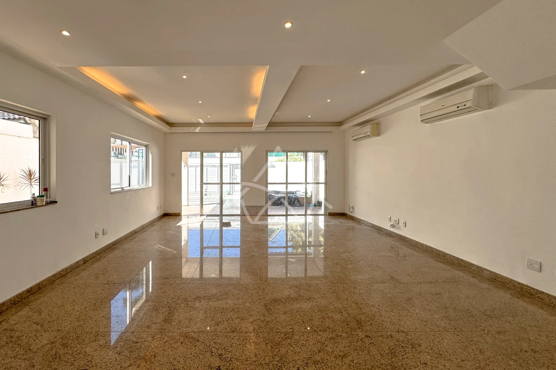Casa Triplex com Espaço Gourmet no Recreio dos Bandeirantes