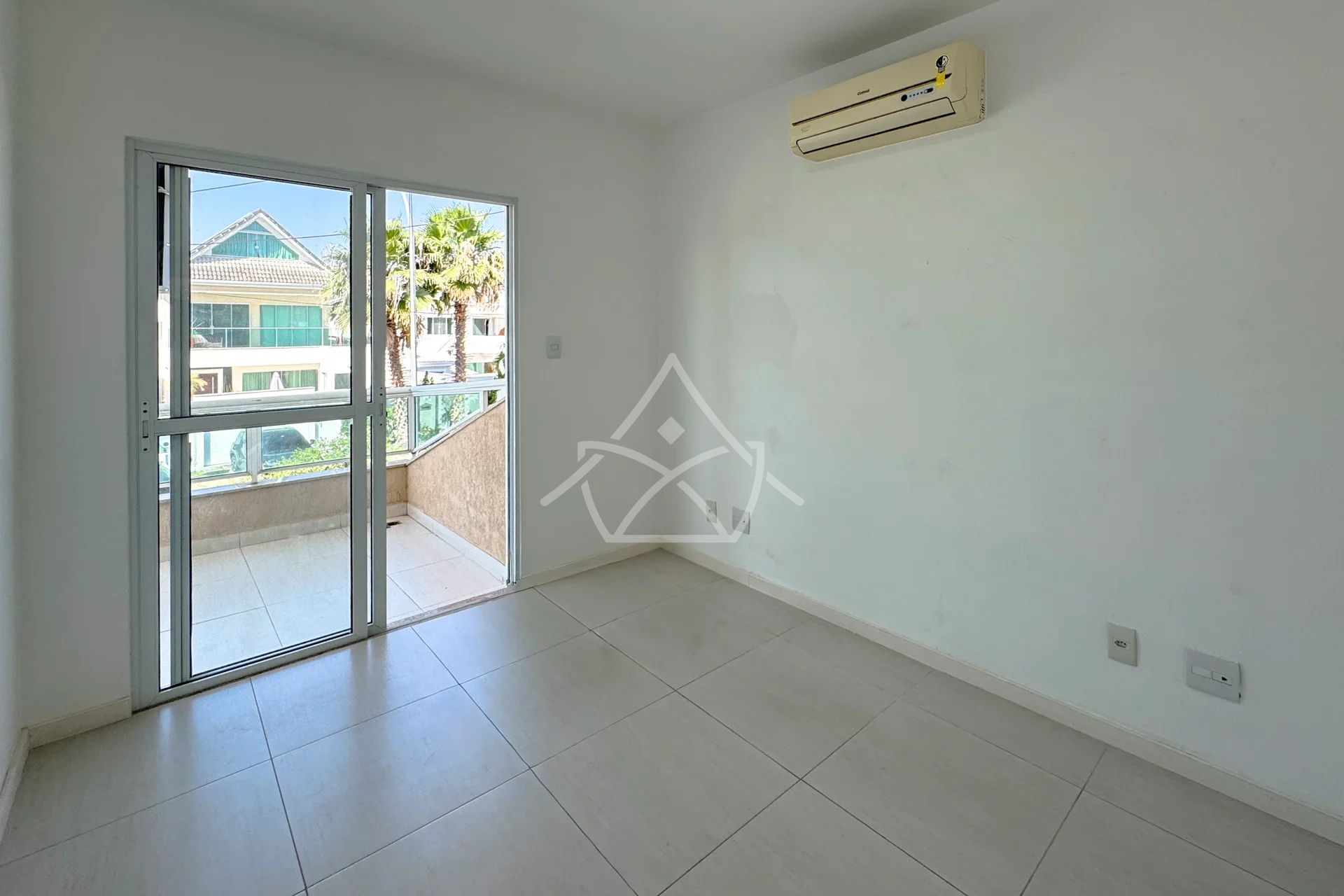 Casa Triplex com Espaço Gourmet no Recreio dos Bandeirantes