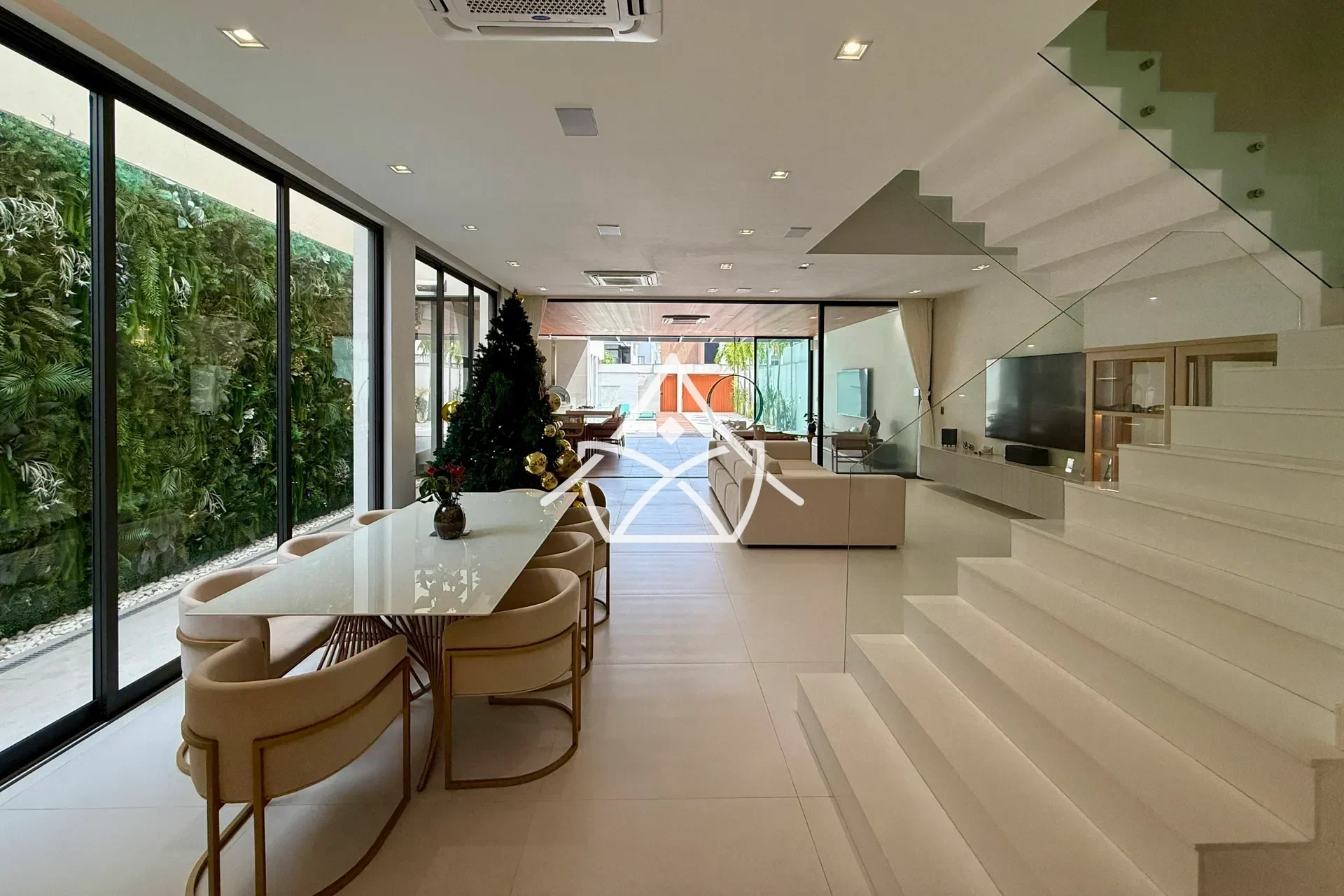 Casa com Área Gourmet Climatizada no Recreio dos Bandeirantes