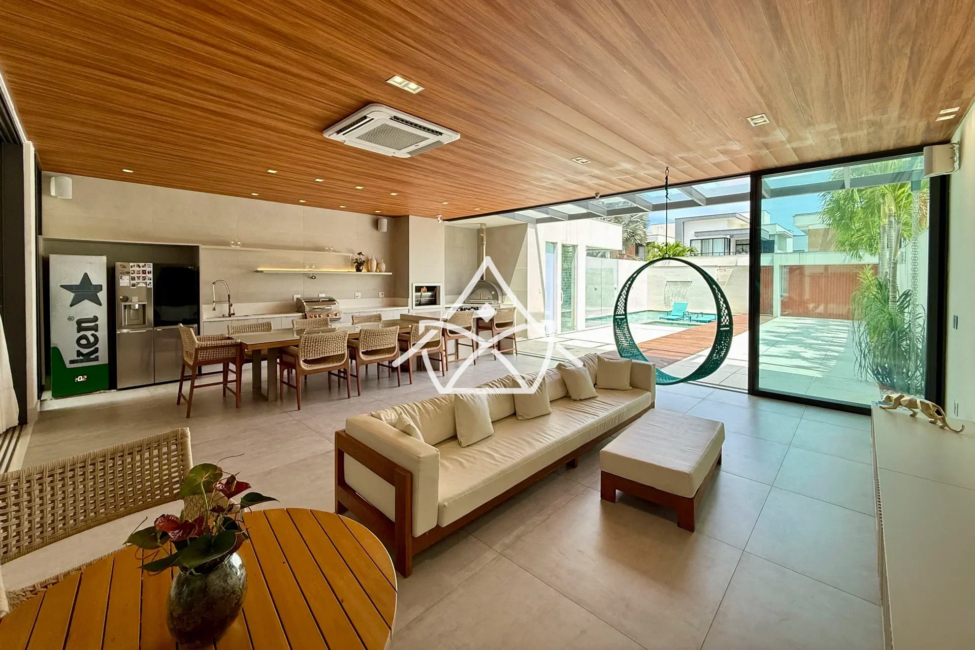 Casa com Área Gourmet Climatizada no Recreio dos Bandeirantes