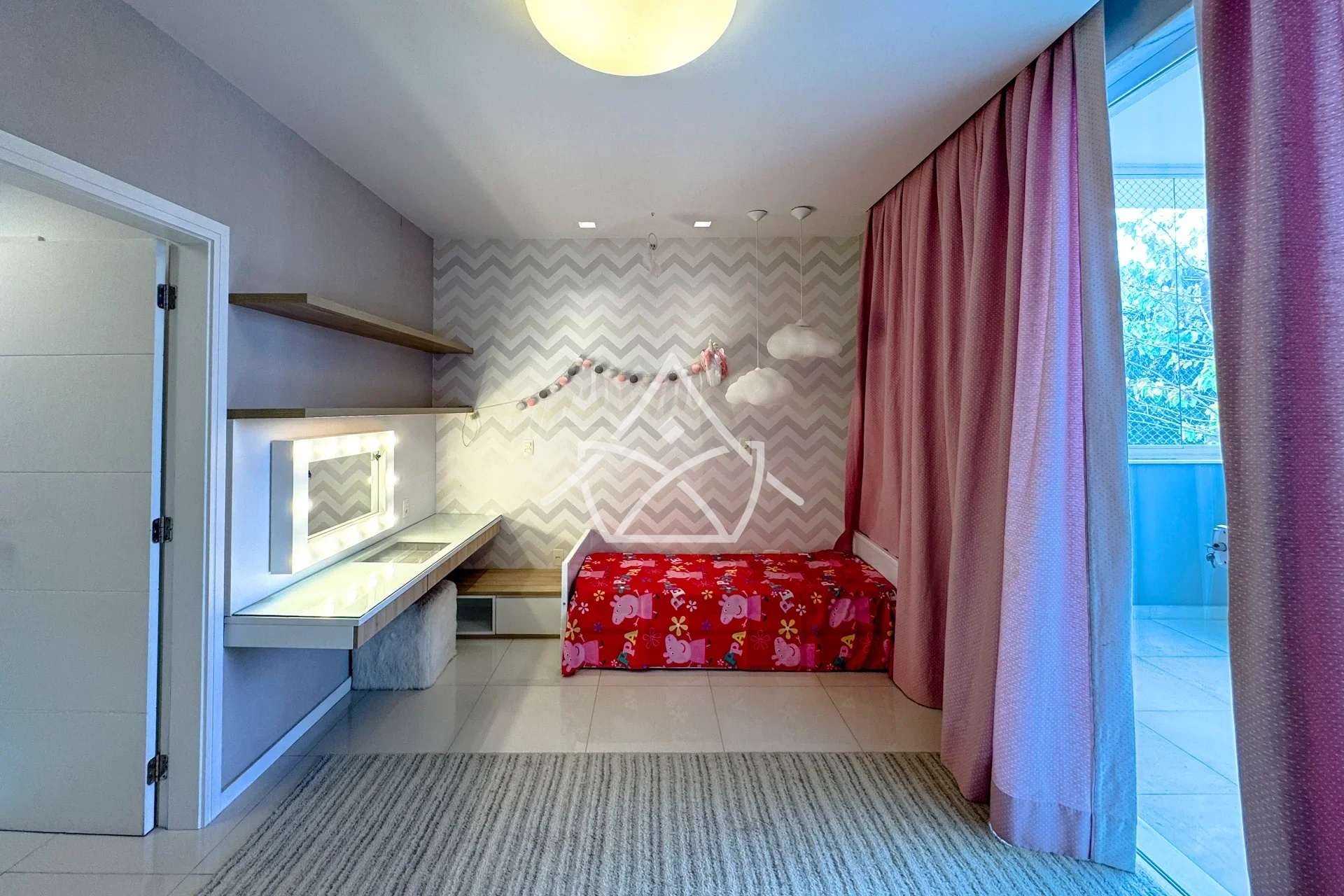 Triplex no Condomínio Del Lago na Barra da Tijuca