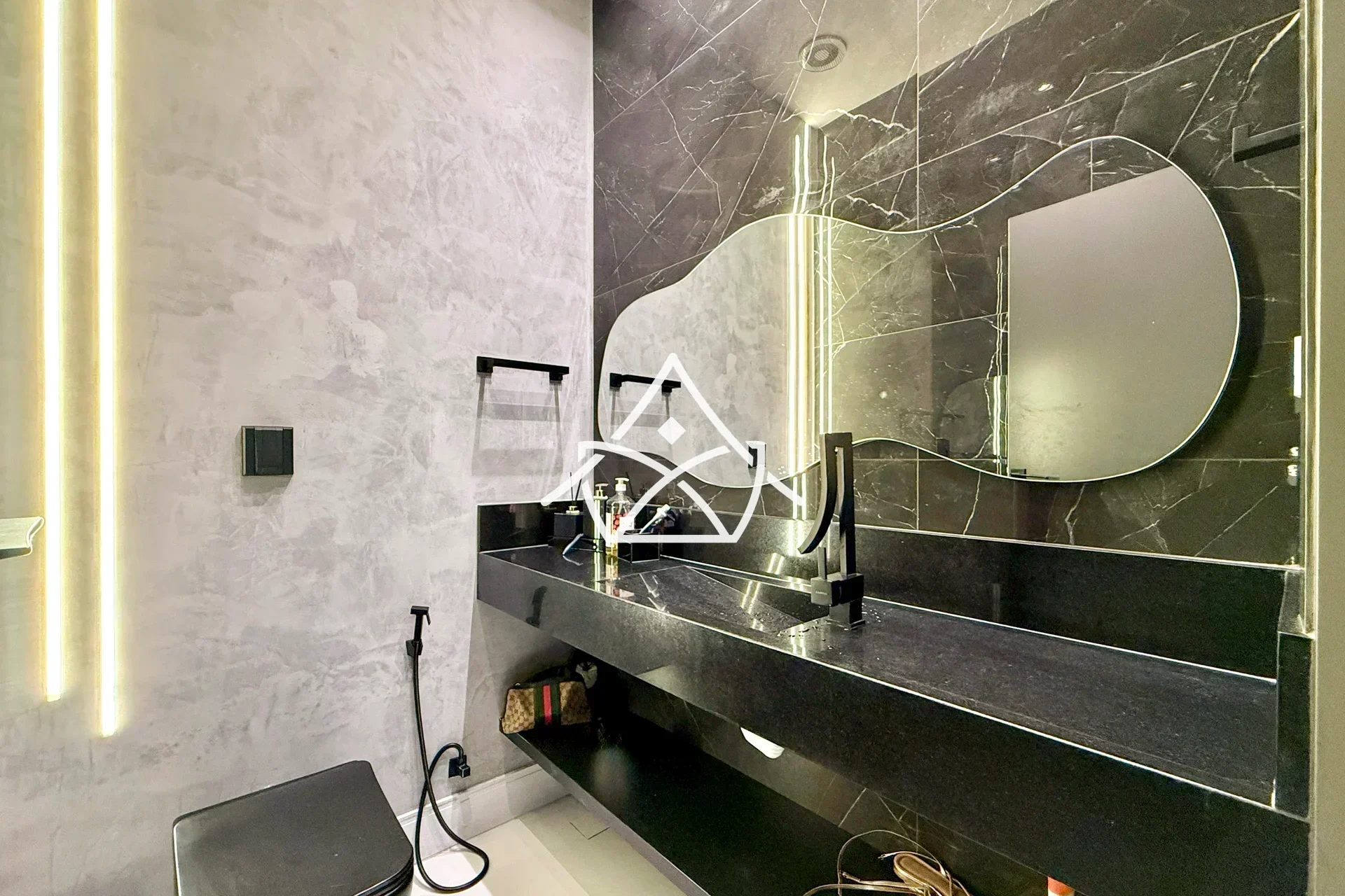 Casa com Área Gourmet Climatizada no Recreio dos Bandeirantes