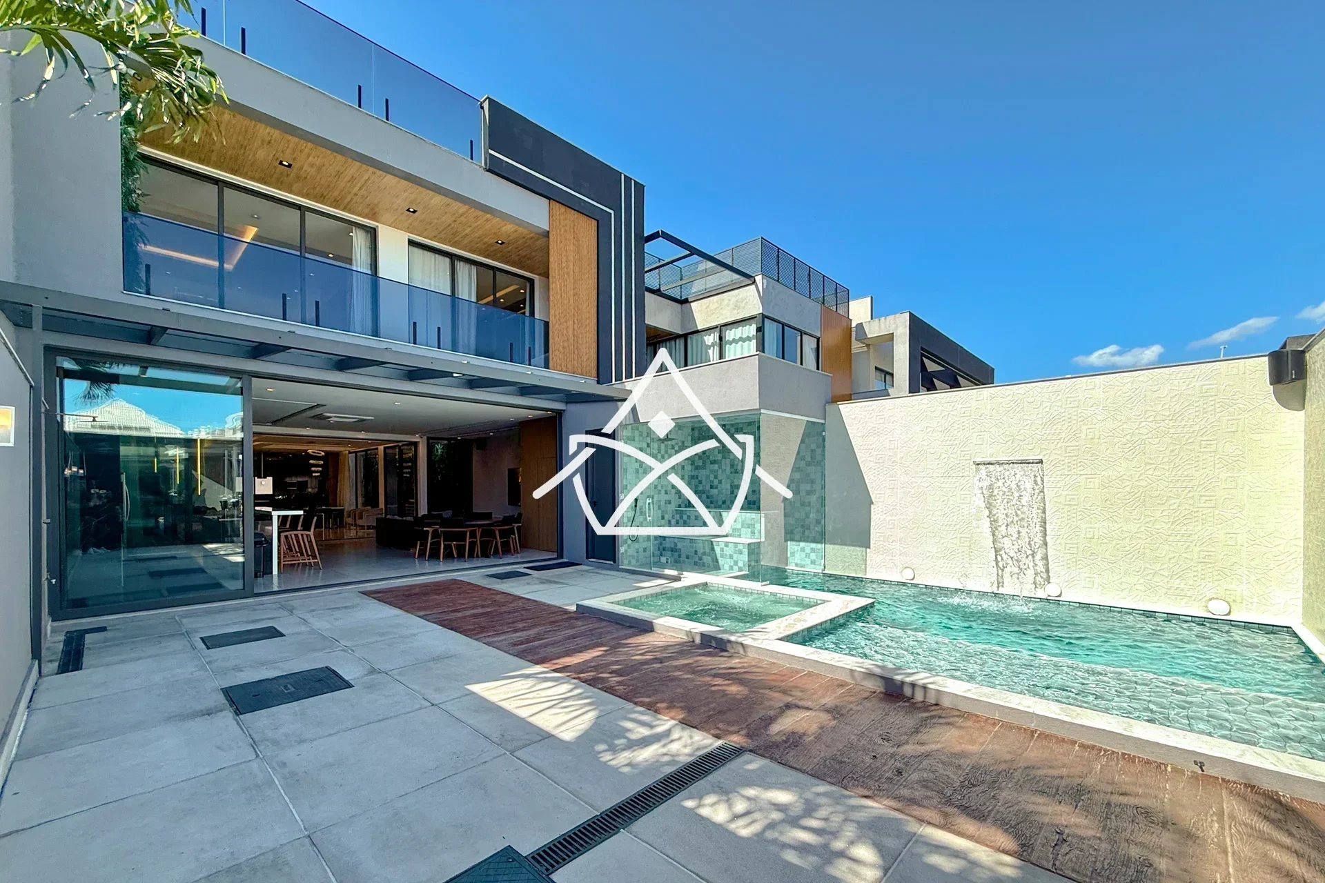 Casa com Área Gourmet Climatizada no Recreio dos Bandeirantes