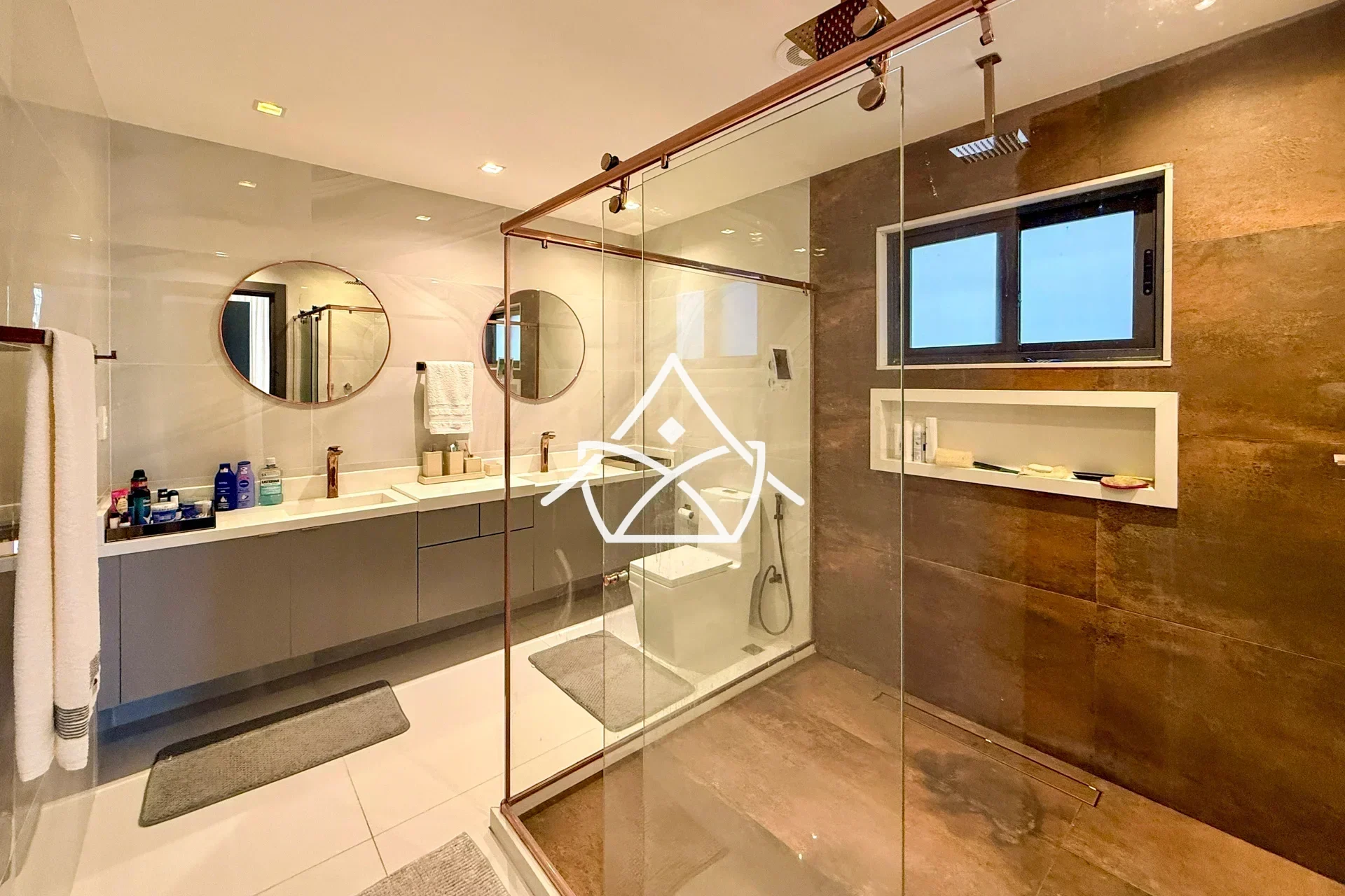 Casa com Área Gourmet Climatizada no Recreio dos Bandeirantes
