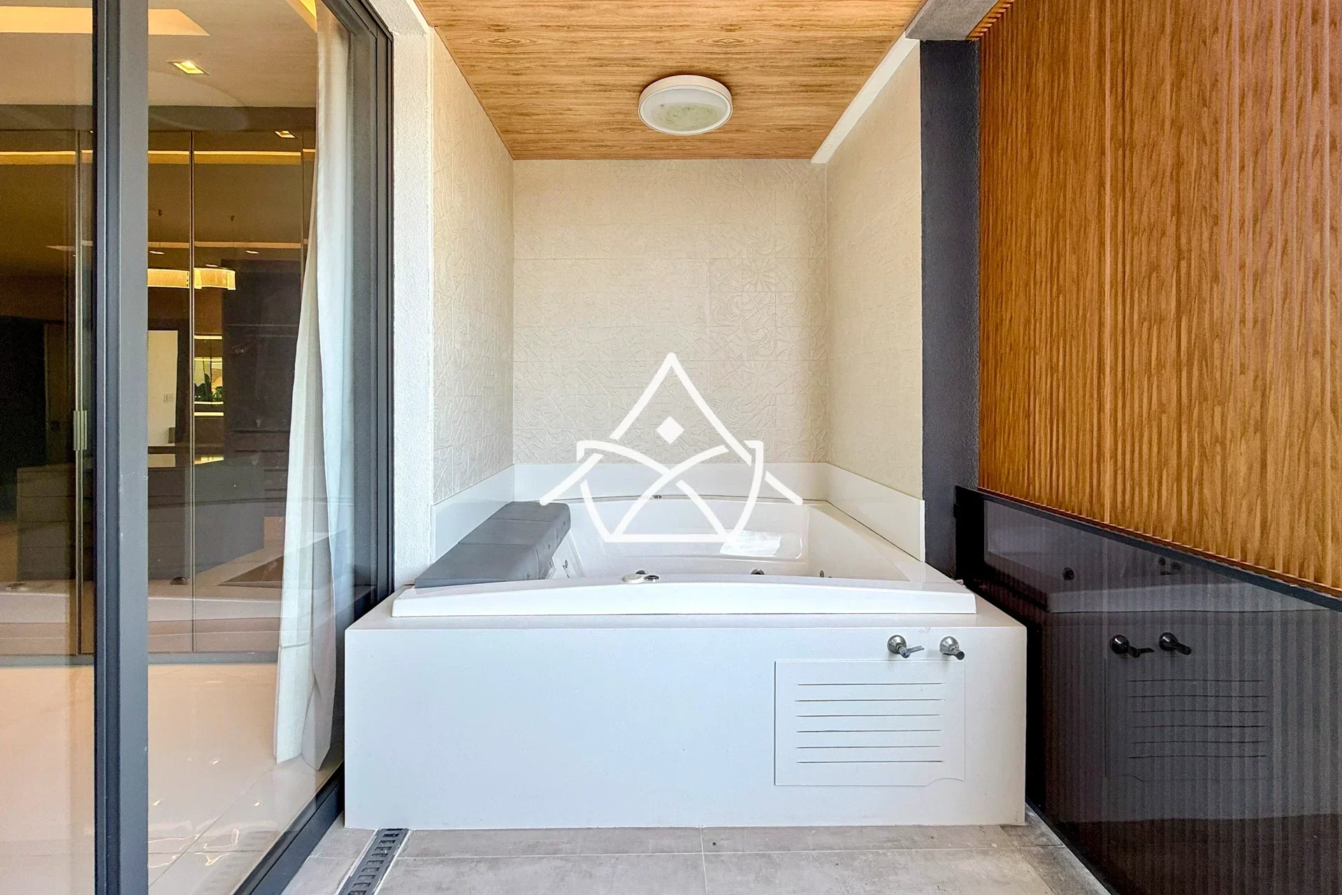 Casa com Área Gourmet Climatizada no Recreio dos Bandeirantes