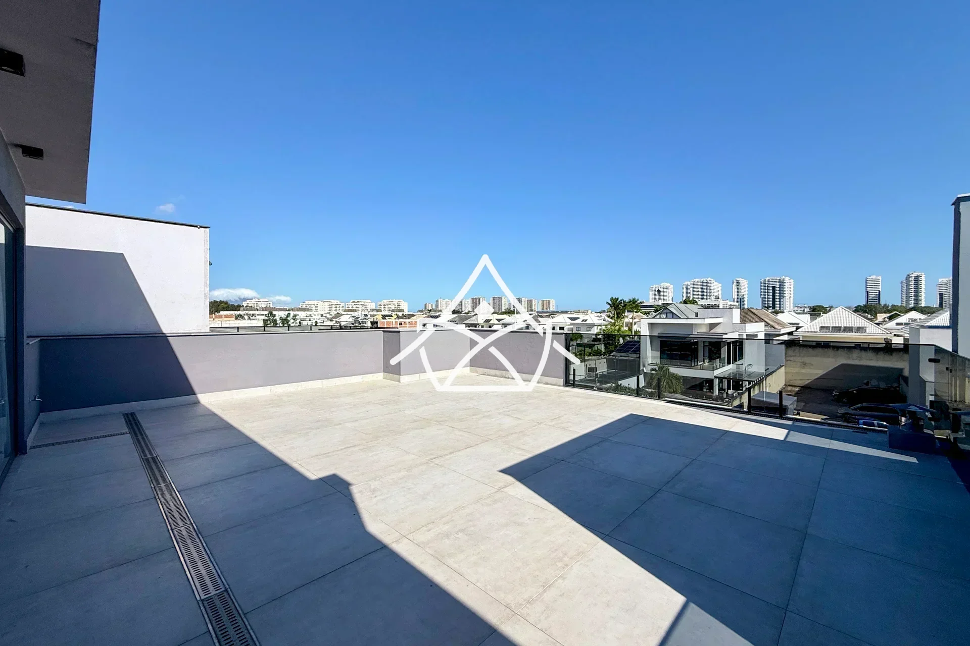 Casa com Área Gourmet Climatizada no Recreio dos Bandeirantes