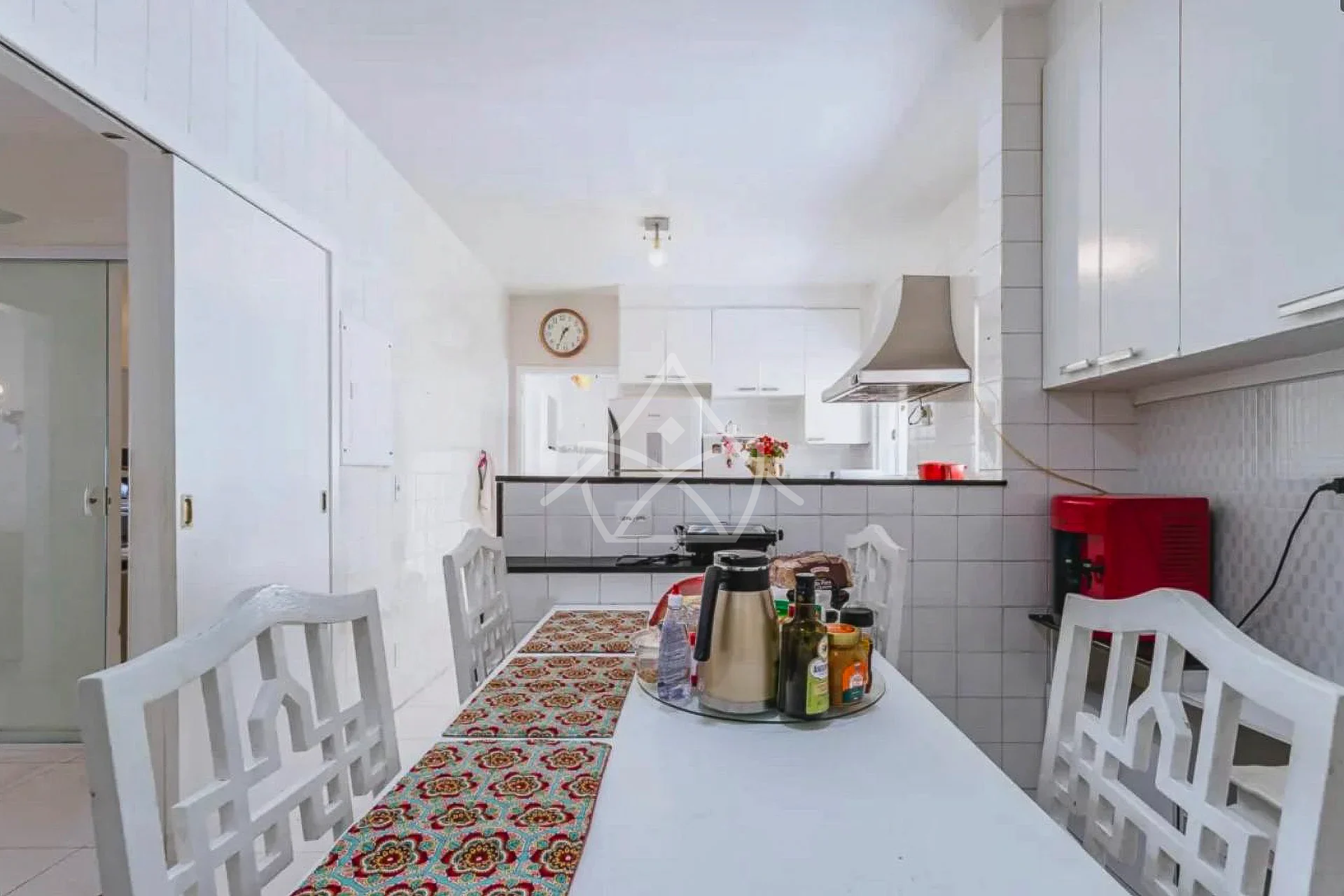 Casa em Terreno Espaçoso na Barra da Tijuca