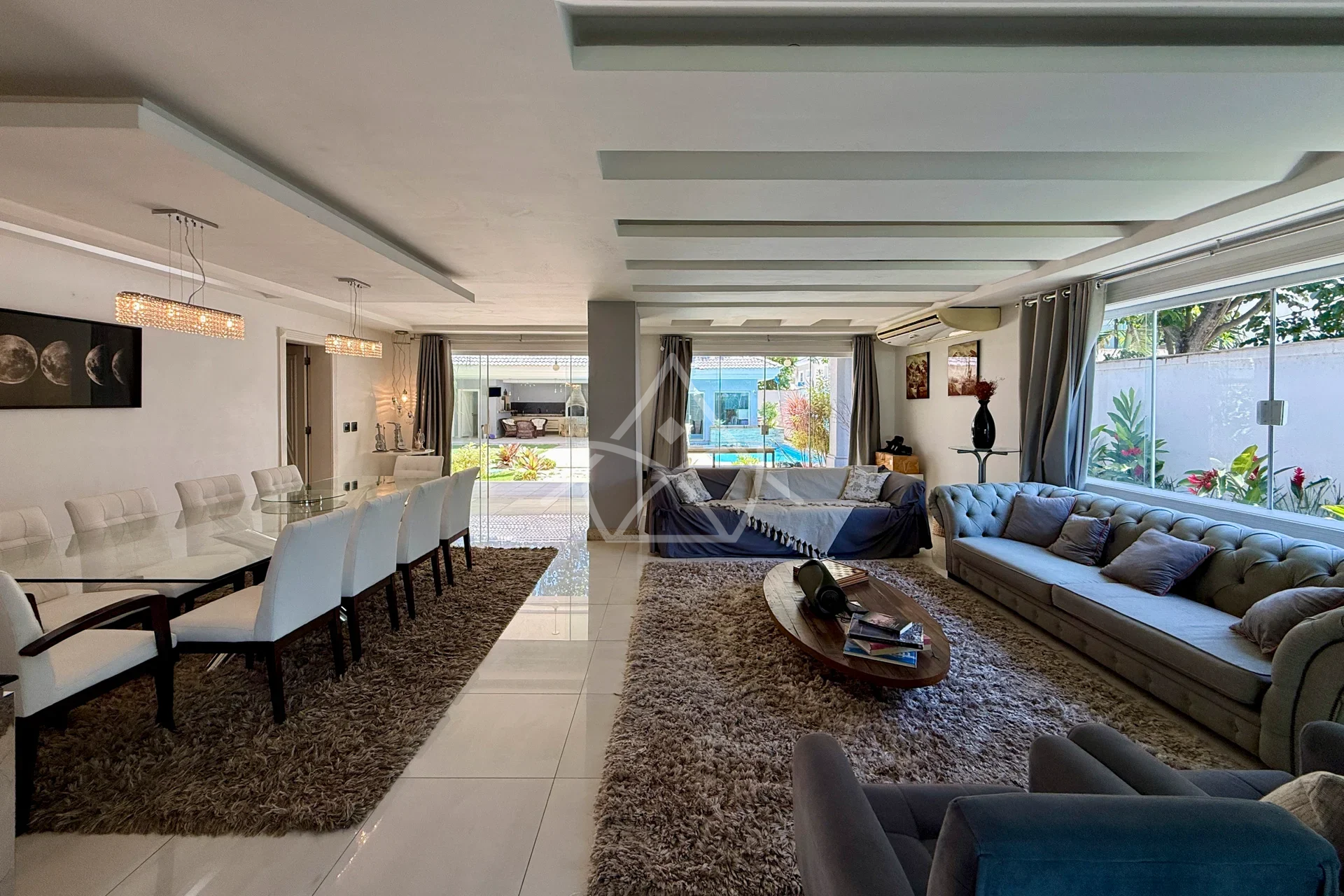 Triplex com Sótão Multiuso na Barra da Tijuca