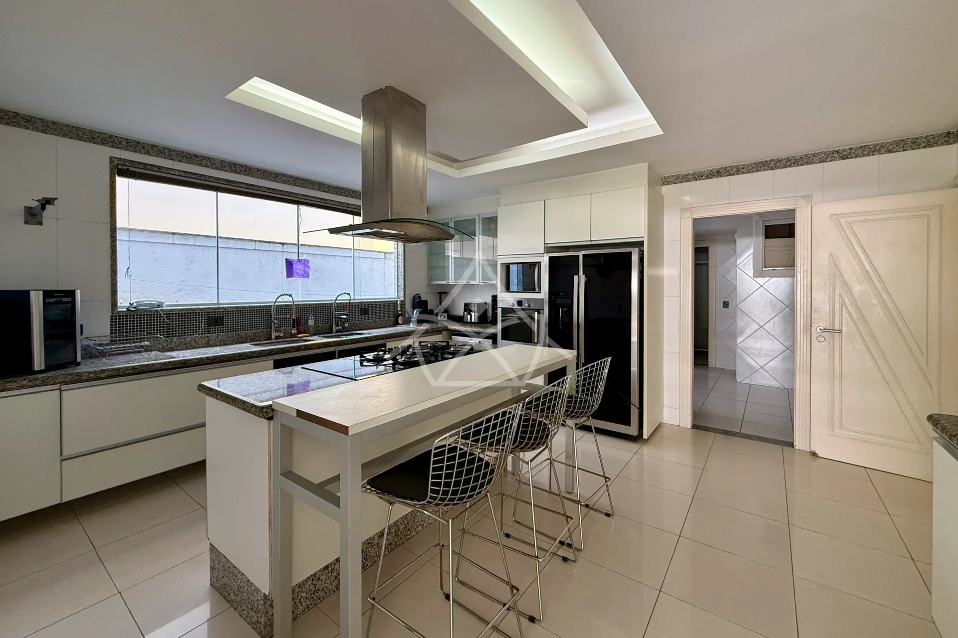 Triplex com Sótão Multiuso na Barra da Tijuca