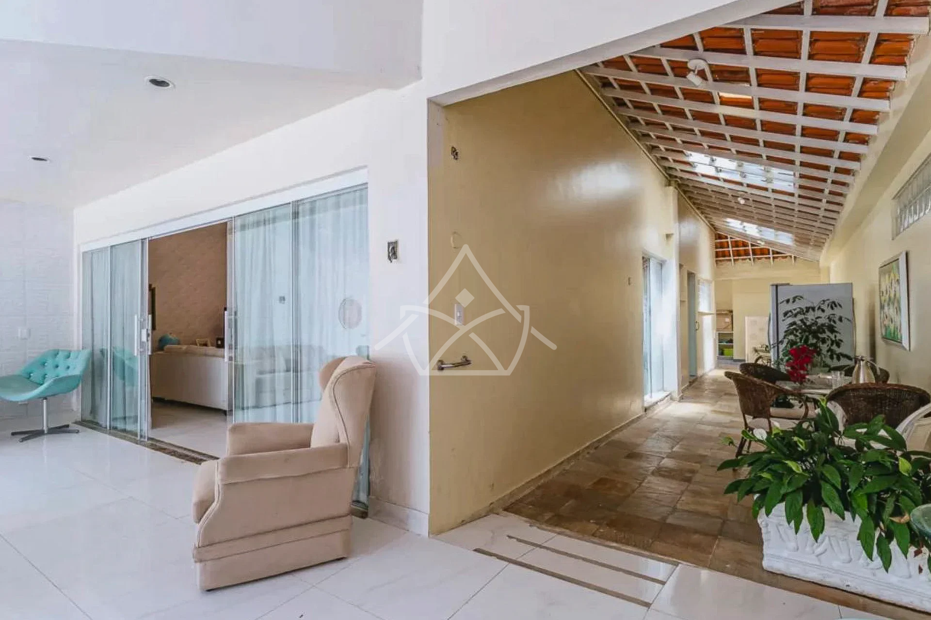 Casa em Terreno Espaçoso na Barra da Tijuca