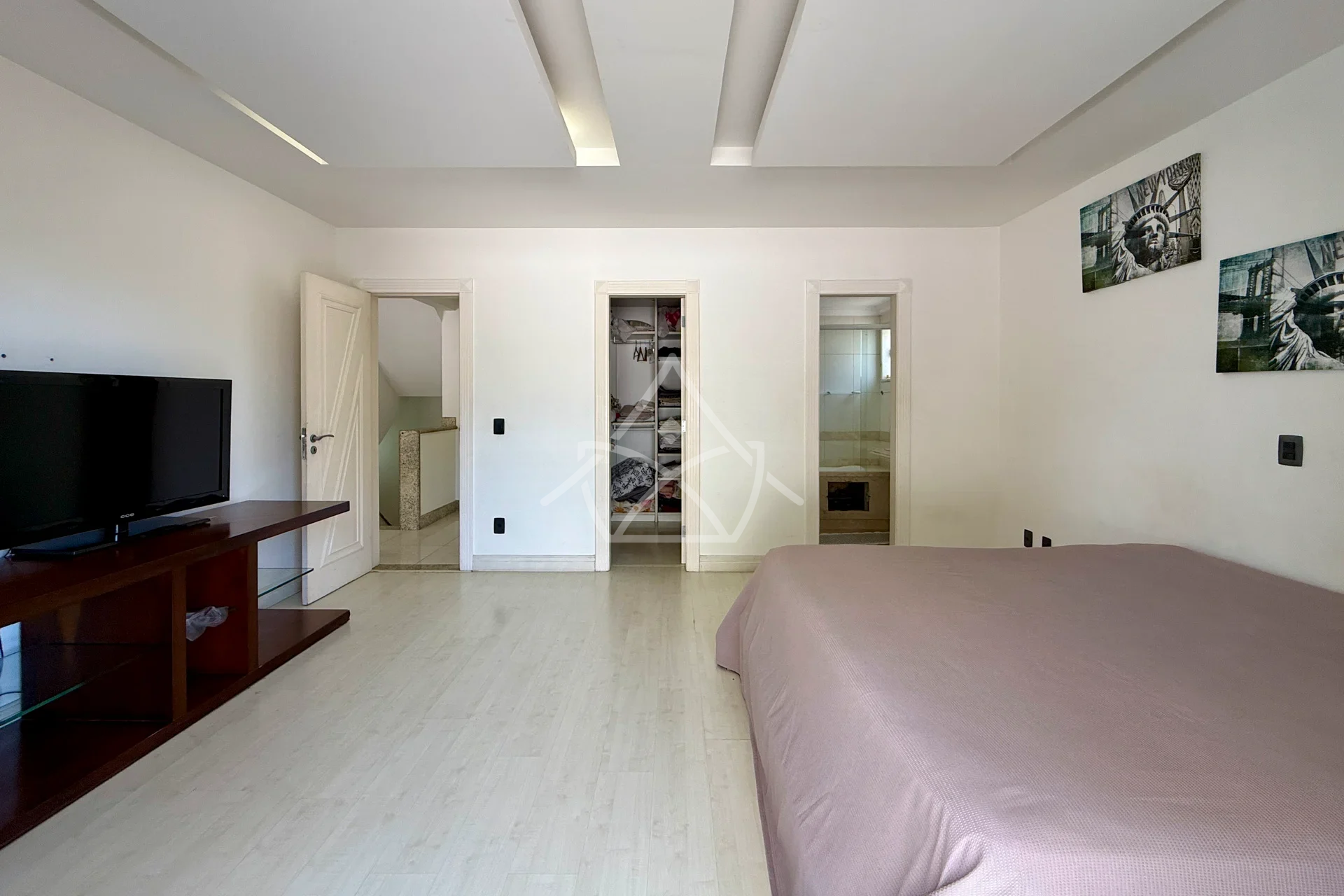 Triplex com Sótão Multiuso na Barra da Tijuca