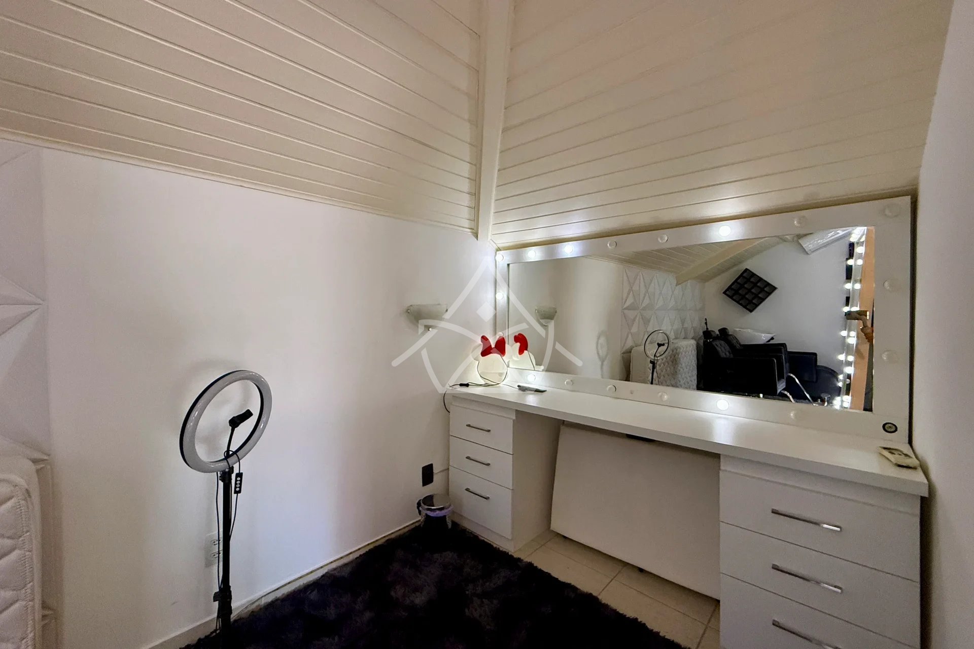 Triplex com Sótão Multiuso na Barra da Tijuca