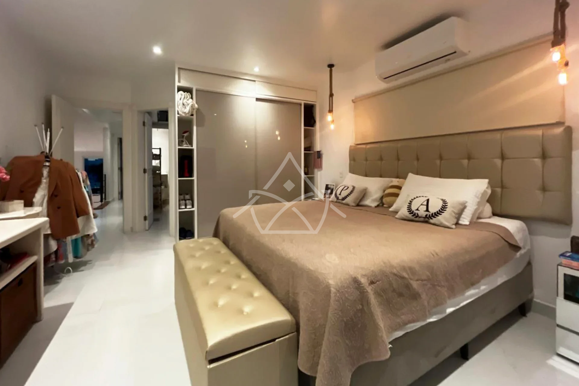 Duplex no Crystal Lake na Barra da Tijuca