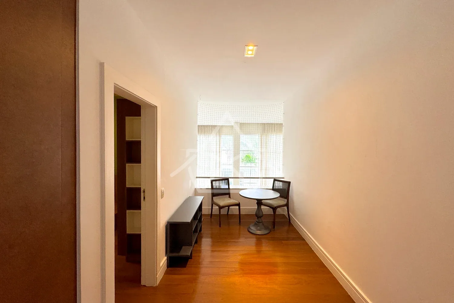 Casa Duplex à Venda com 4 Suítes