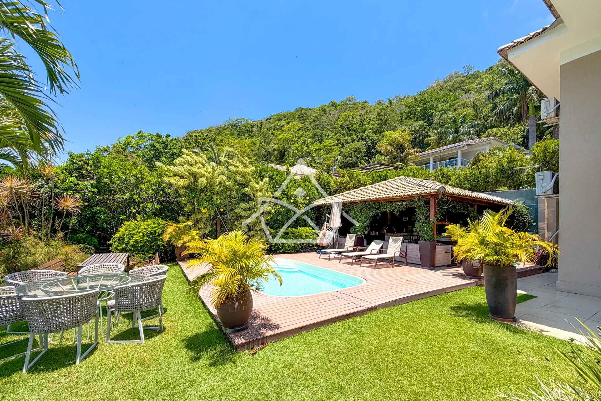 Casa Duplex na Natureza no Recreio dos Bandeirantes