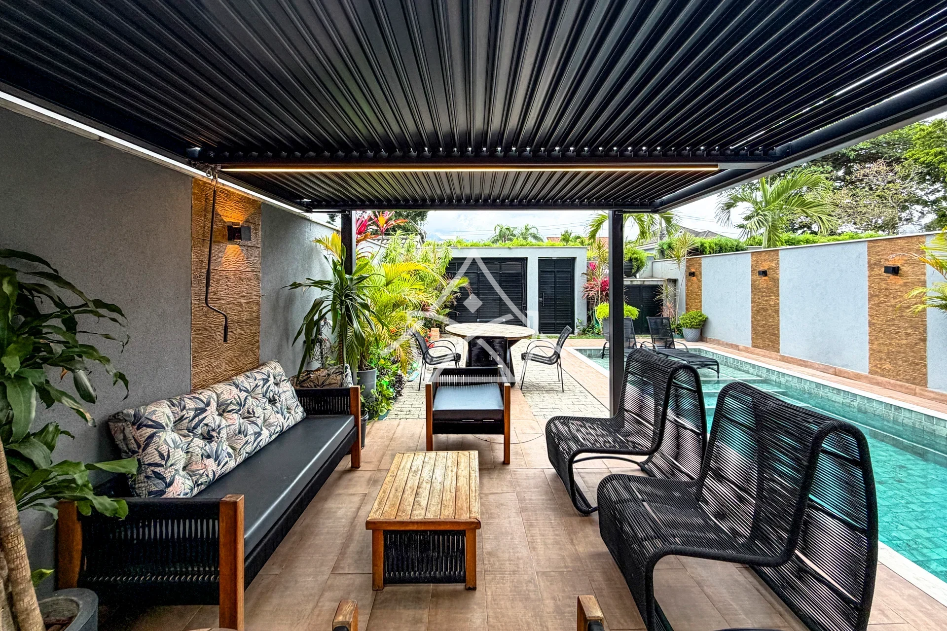 Casa Triplex Mobiliada na Barra da Tijuca