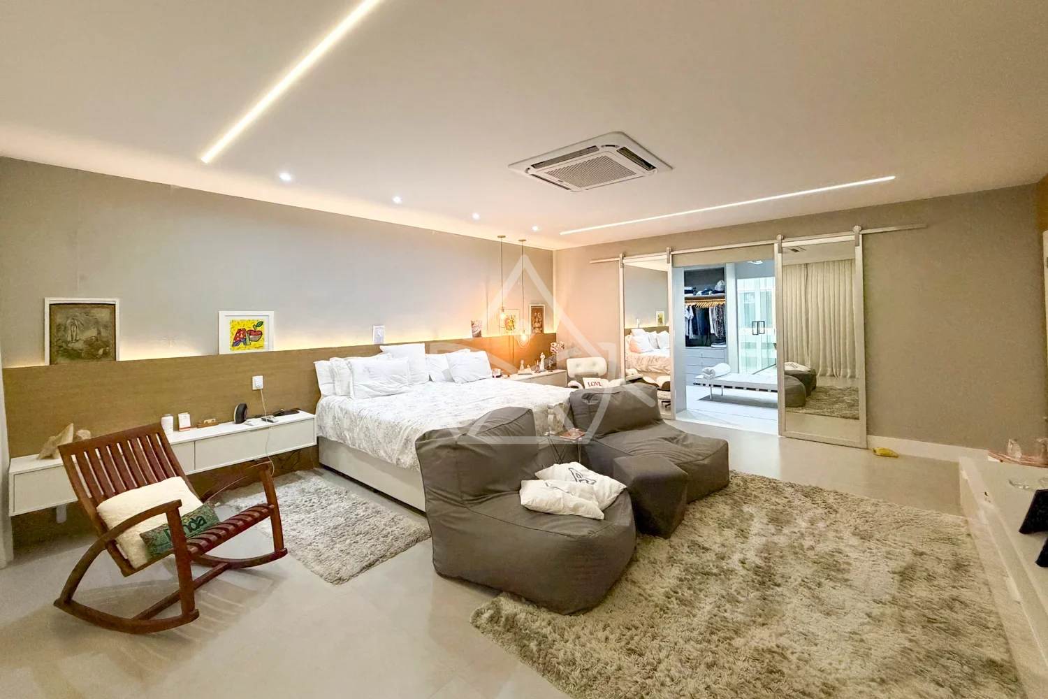 Casa com Elevador e Rooftop na Barra da Tijuca