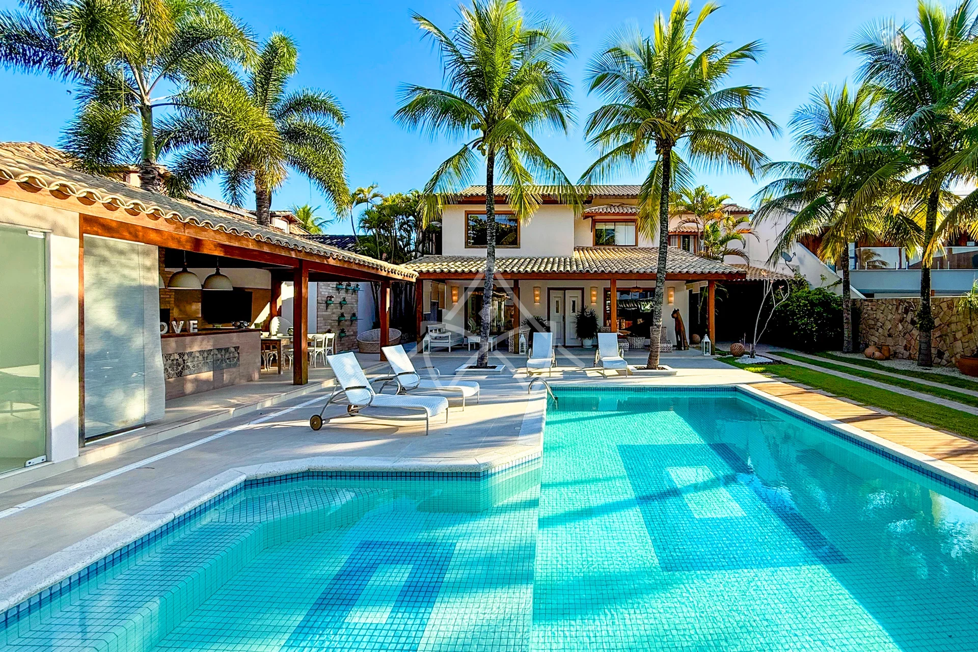 Casa Duplex Reformada na Barra da Tijuca
