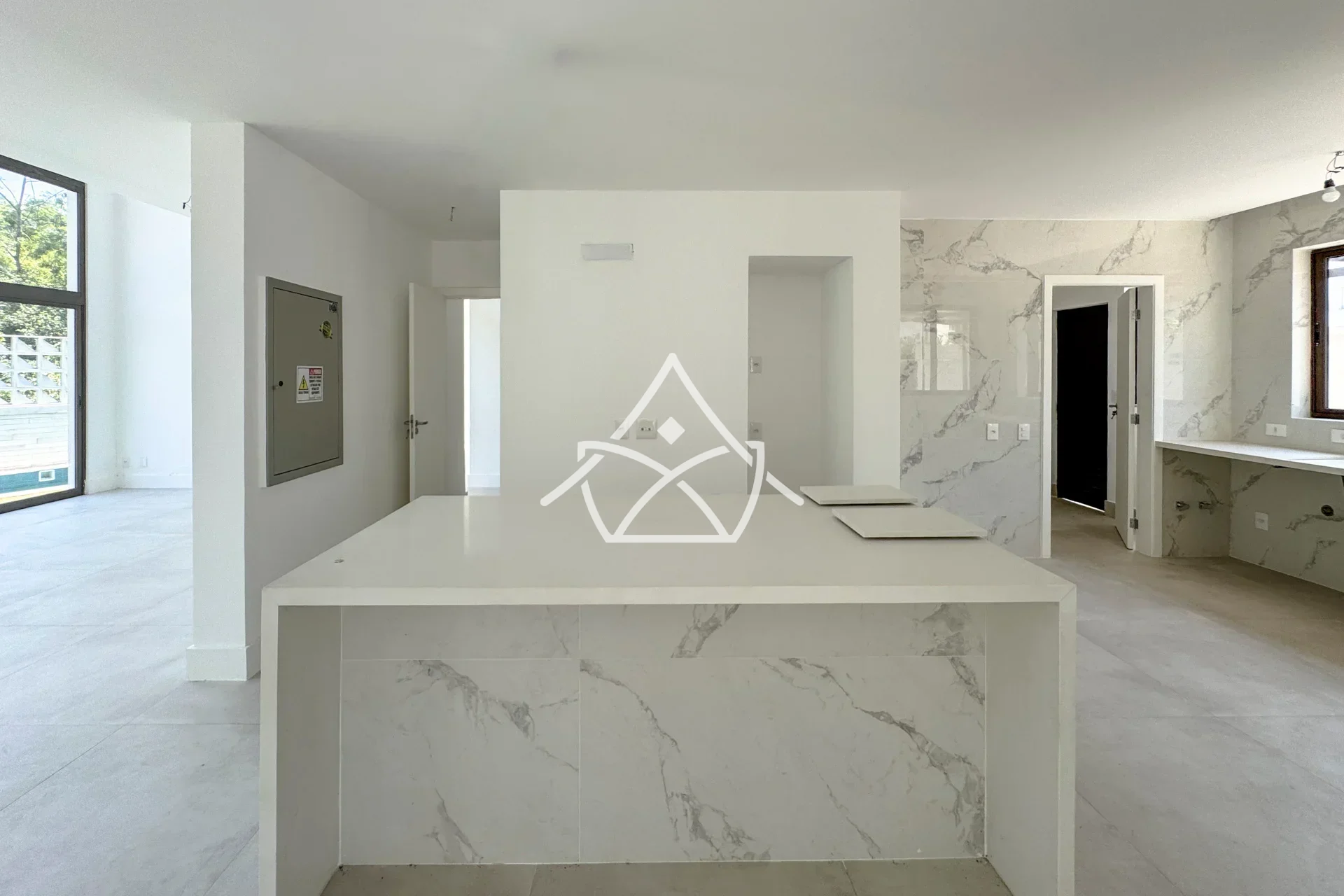 Triplex com Sótão à Venda na Barra da Tijuca