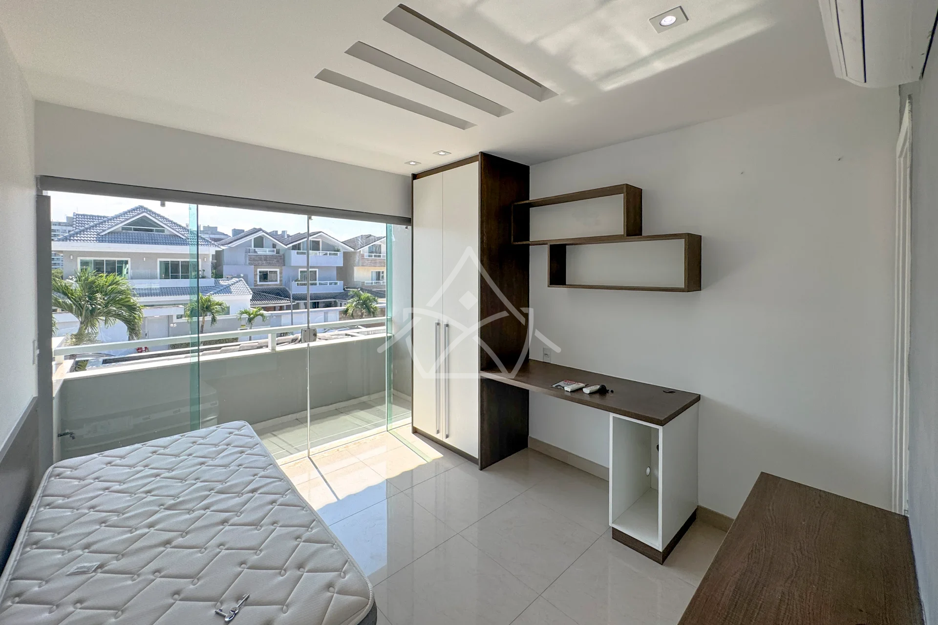 Triplex Contemporâneo com Sótão na Barra da Tijuca
