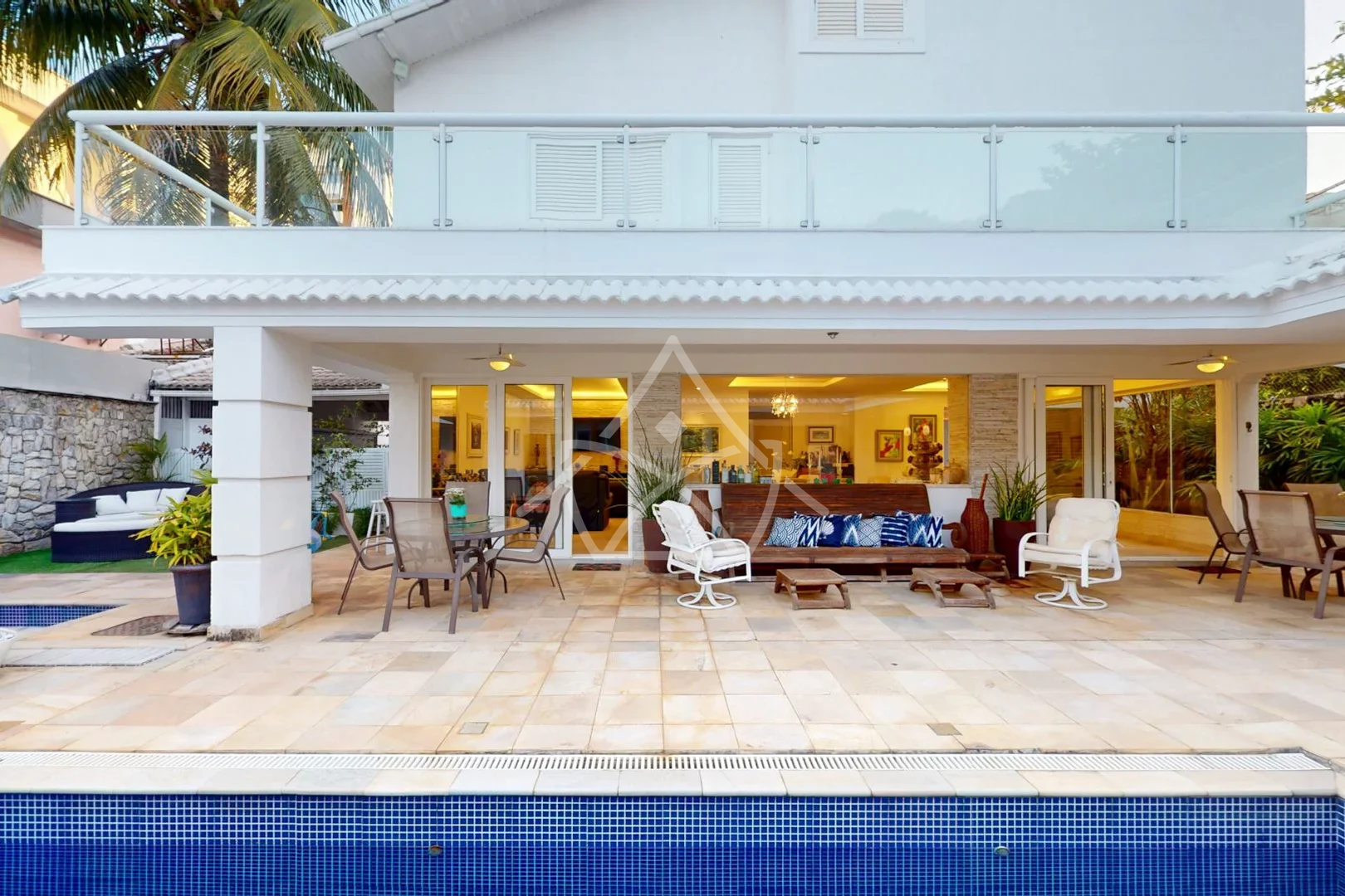 Triplex com Piscina com Raia na Barra da Tijuca